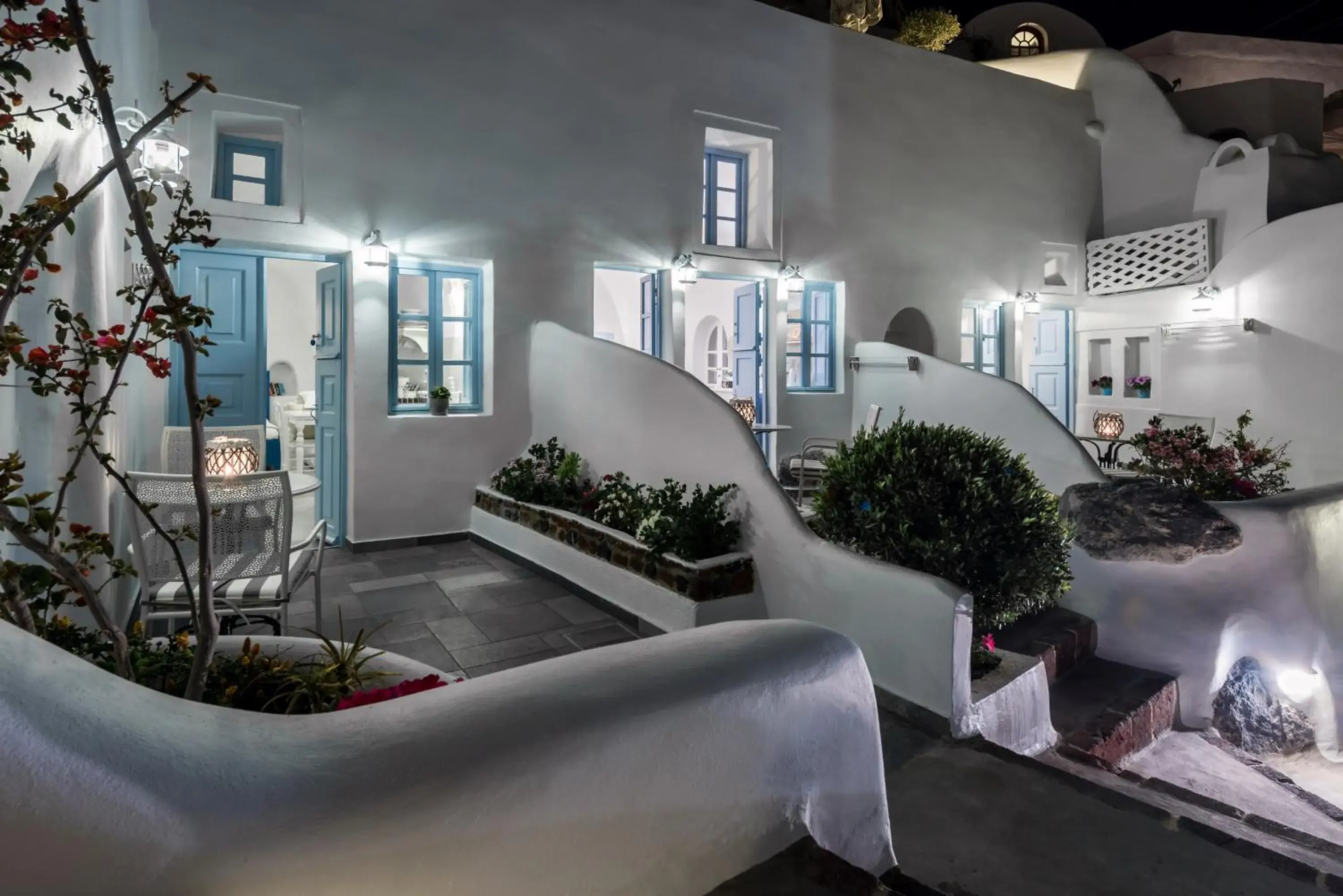 Property building in Aris Caves Property building in Aris Caves