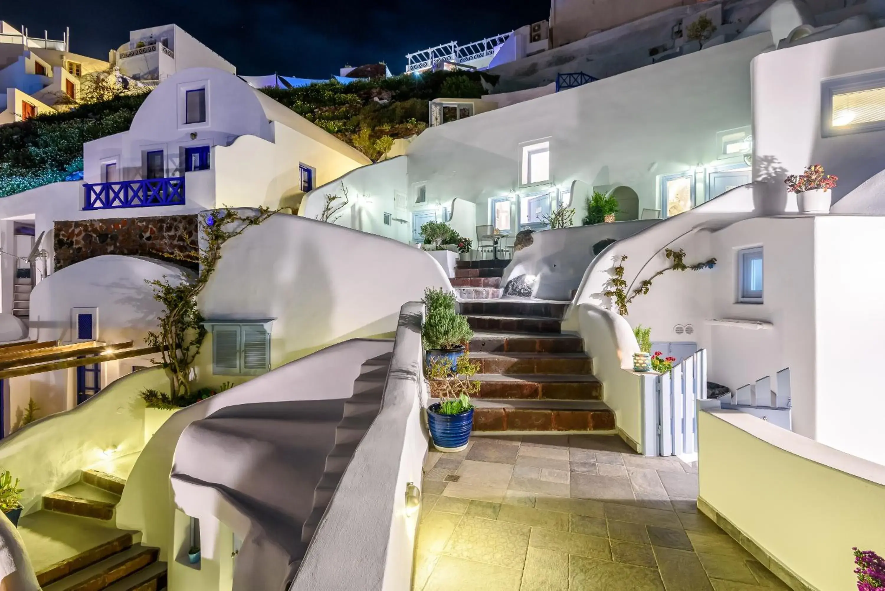 Property building in Aris Caves Property building in Aris Caves