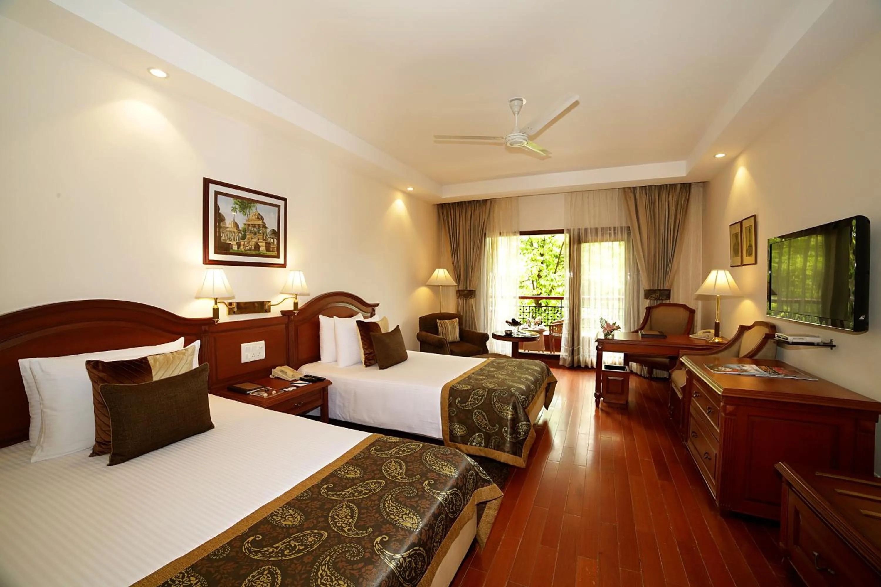 Day, Bed in Jaypee Palace Hotel