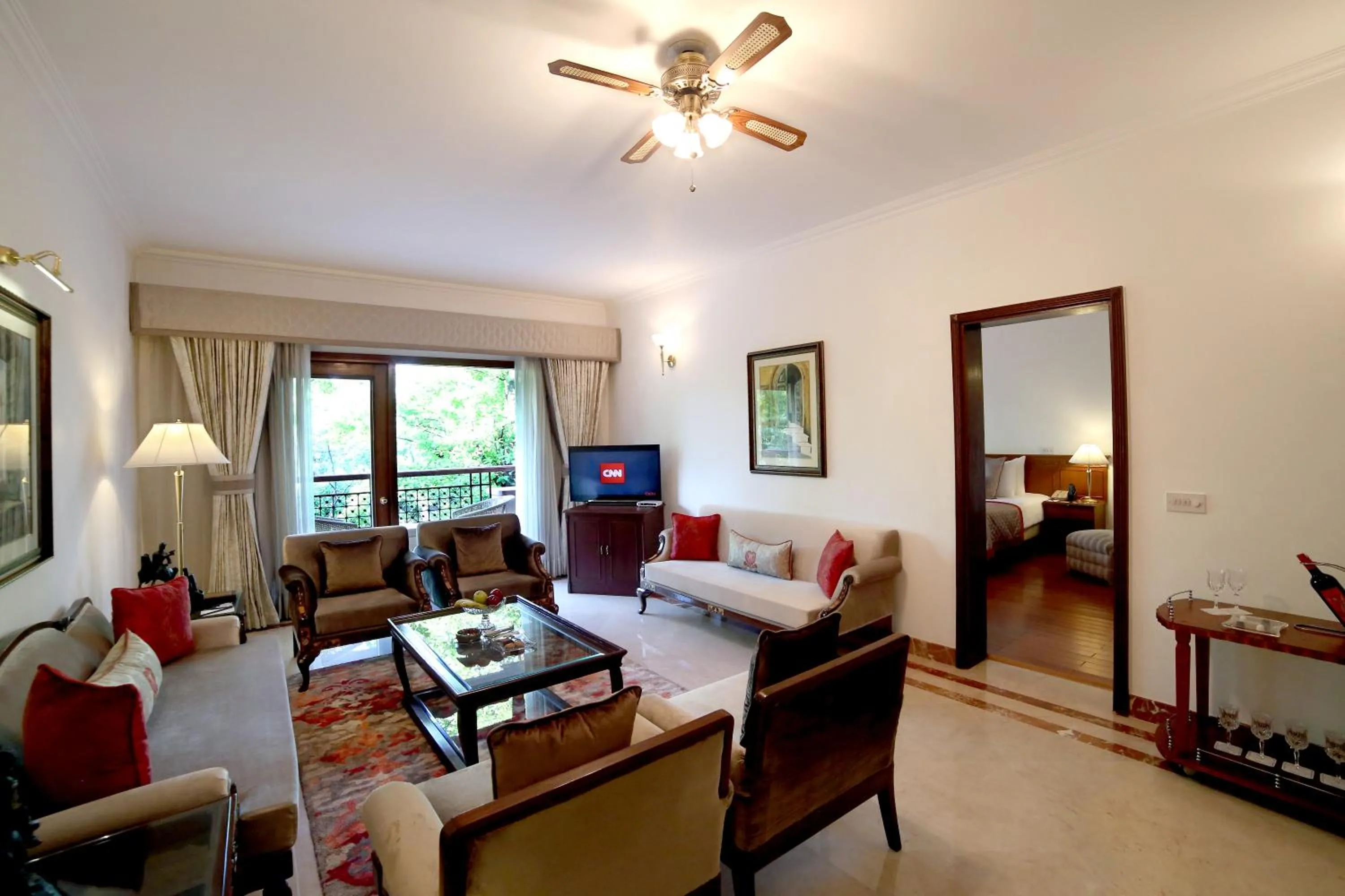 Day, Bed in Jaypee Palace Hotel