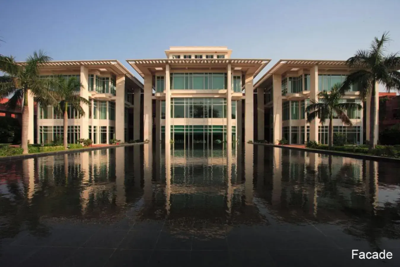 Facade/entrance in Jaypee Palace Hotel Facade/entrance in Jaypee Palace Hotel