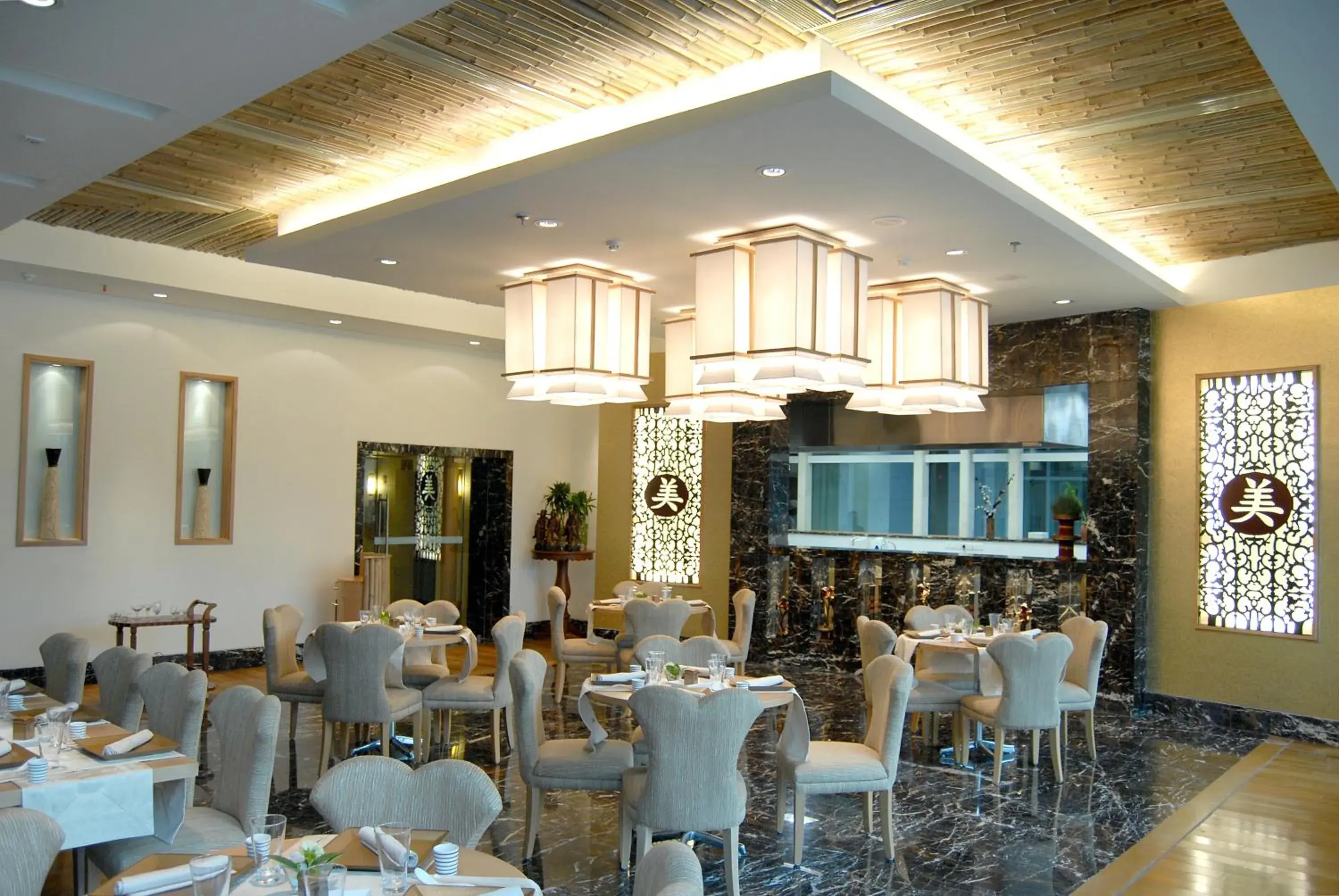 Restaurant/places to eat in Jaypee Palace Hotel Restaurant/places to eat in Jaypee Palace Hotel