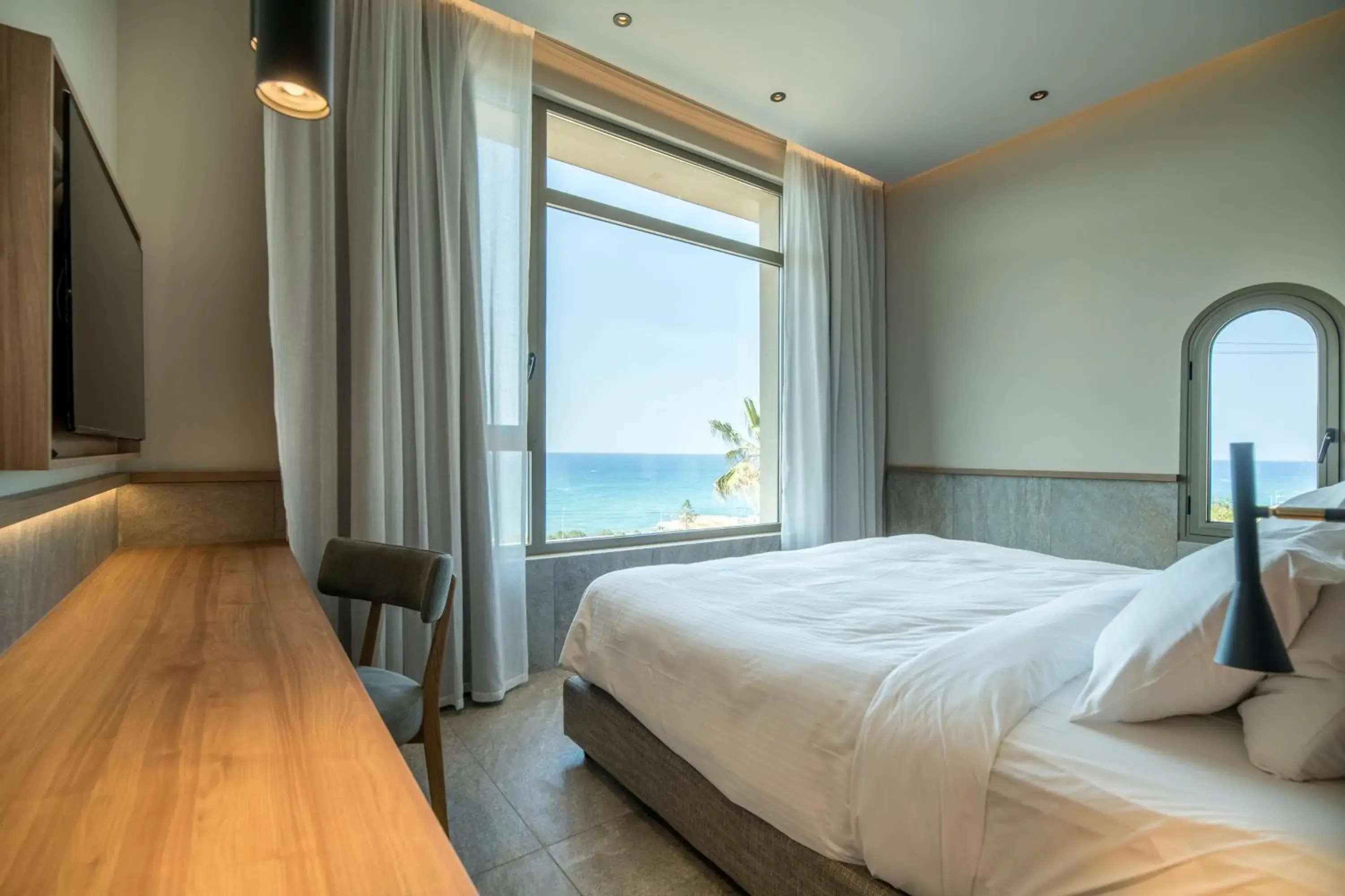 Signature Suite Sea View Hot Tub in KING MINOS RETREAT Resort & Spa Signature Suite Sea View Hot Tub in KING MINOS RETREAT Resort & Spa