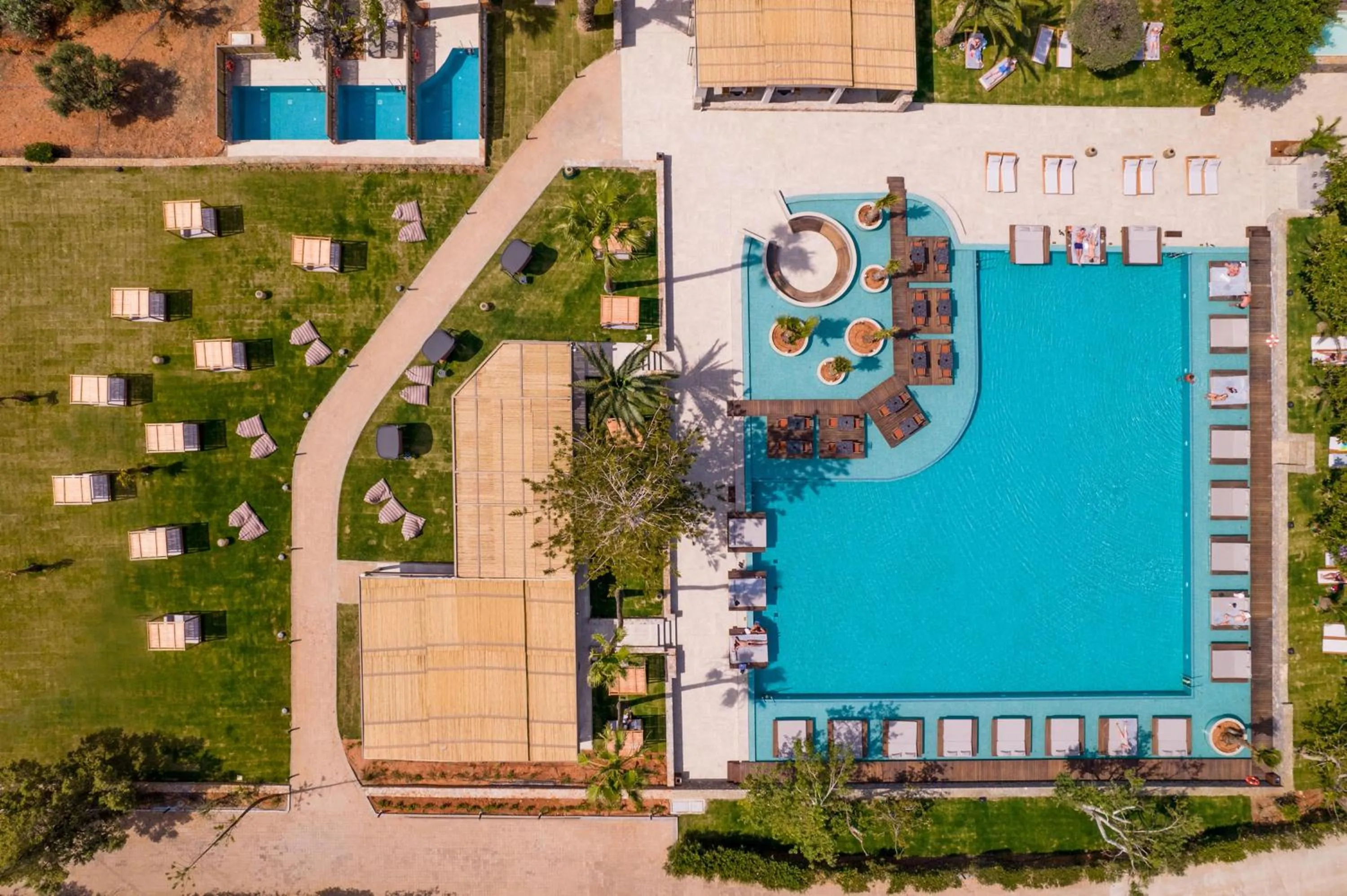 Swimming pool in KING MINOS RETREAT Resort & Spa