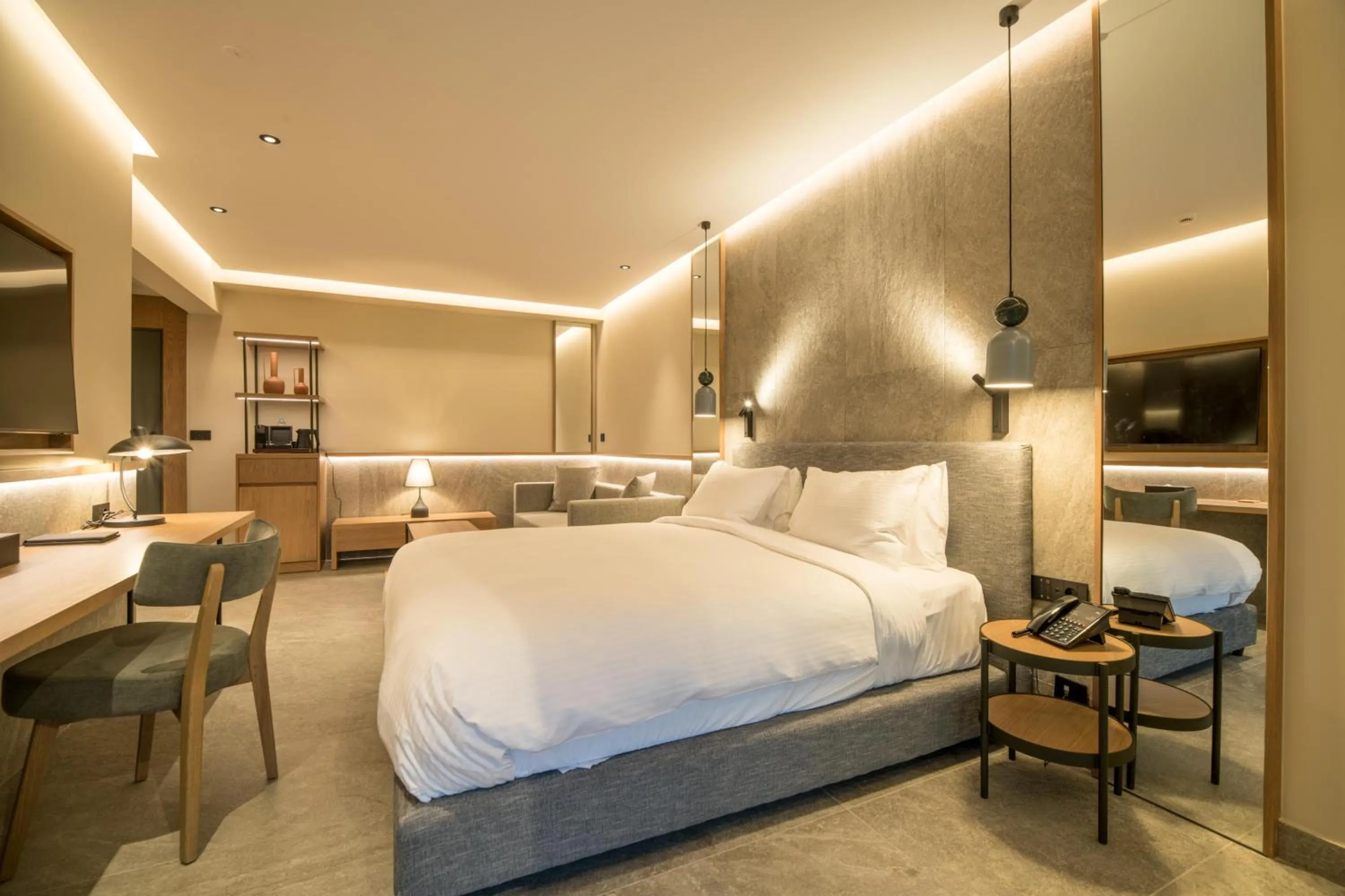 Photo of the whole room, Bed in KING MINOS RETREAT Resort & Spa