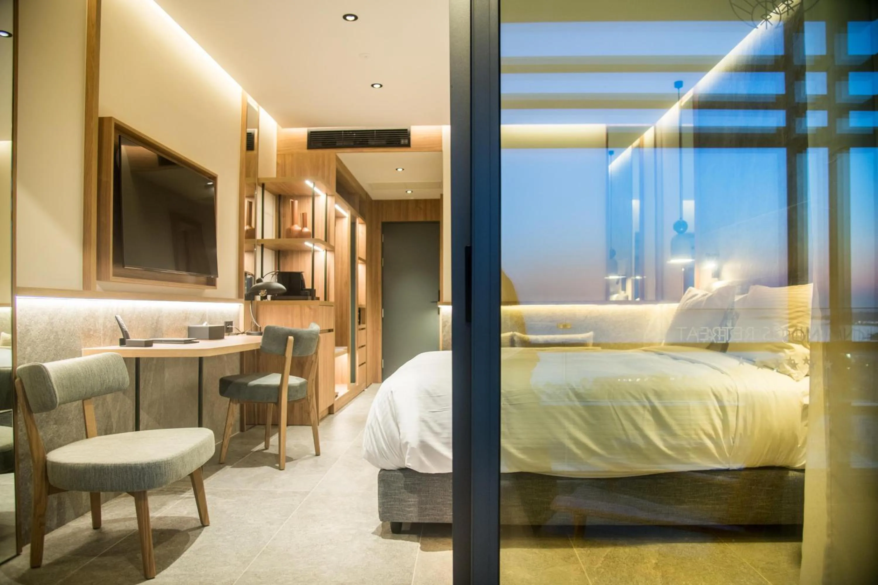 Photo of the whole room, Bed in KING MINOS RETREAT Resort & Spa