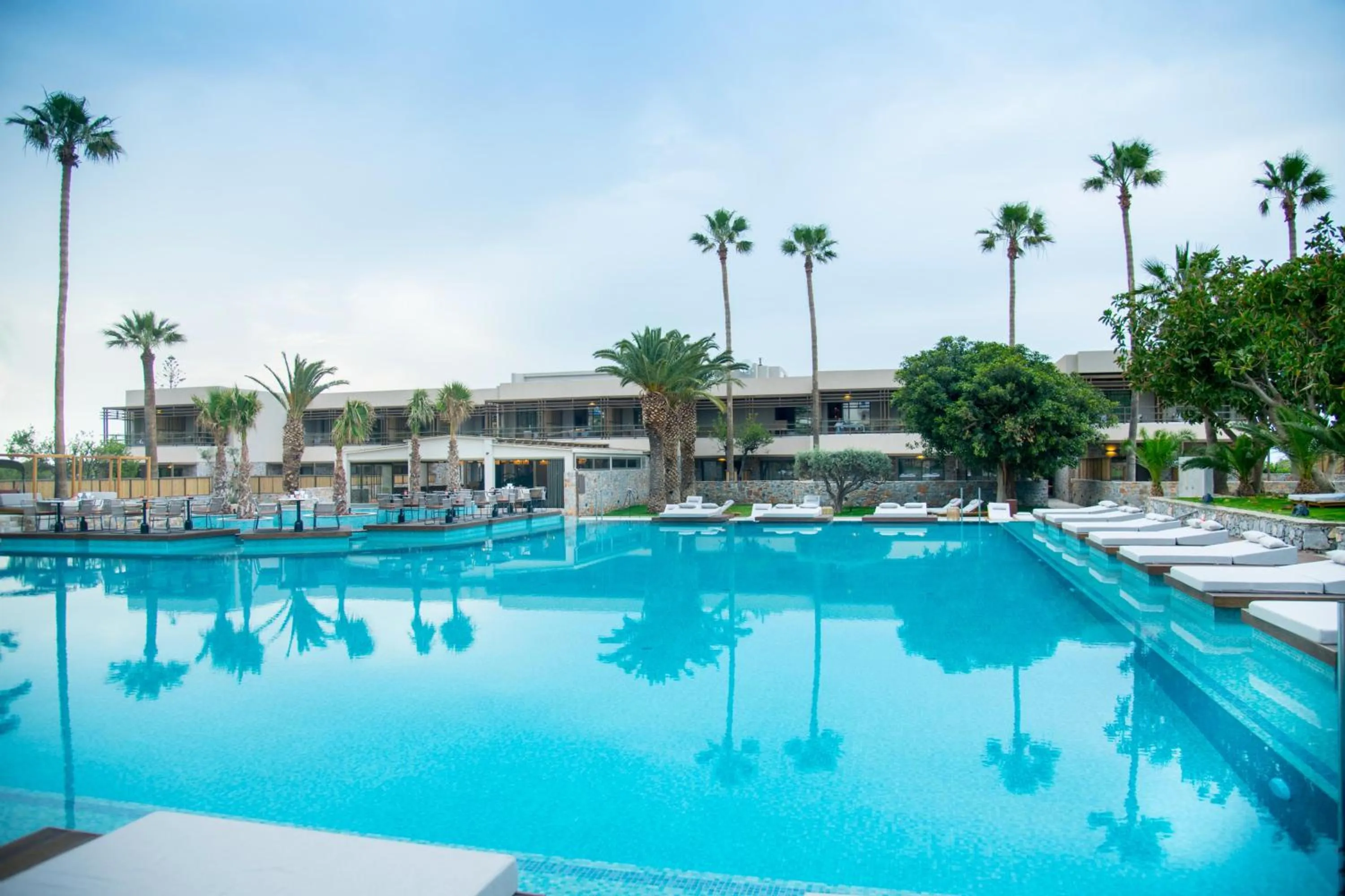 Swimming pool in KING MINOS RETREAT Resort & Spa