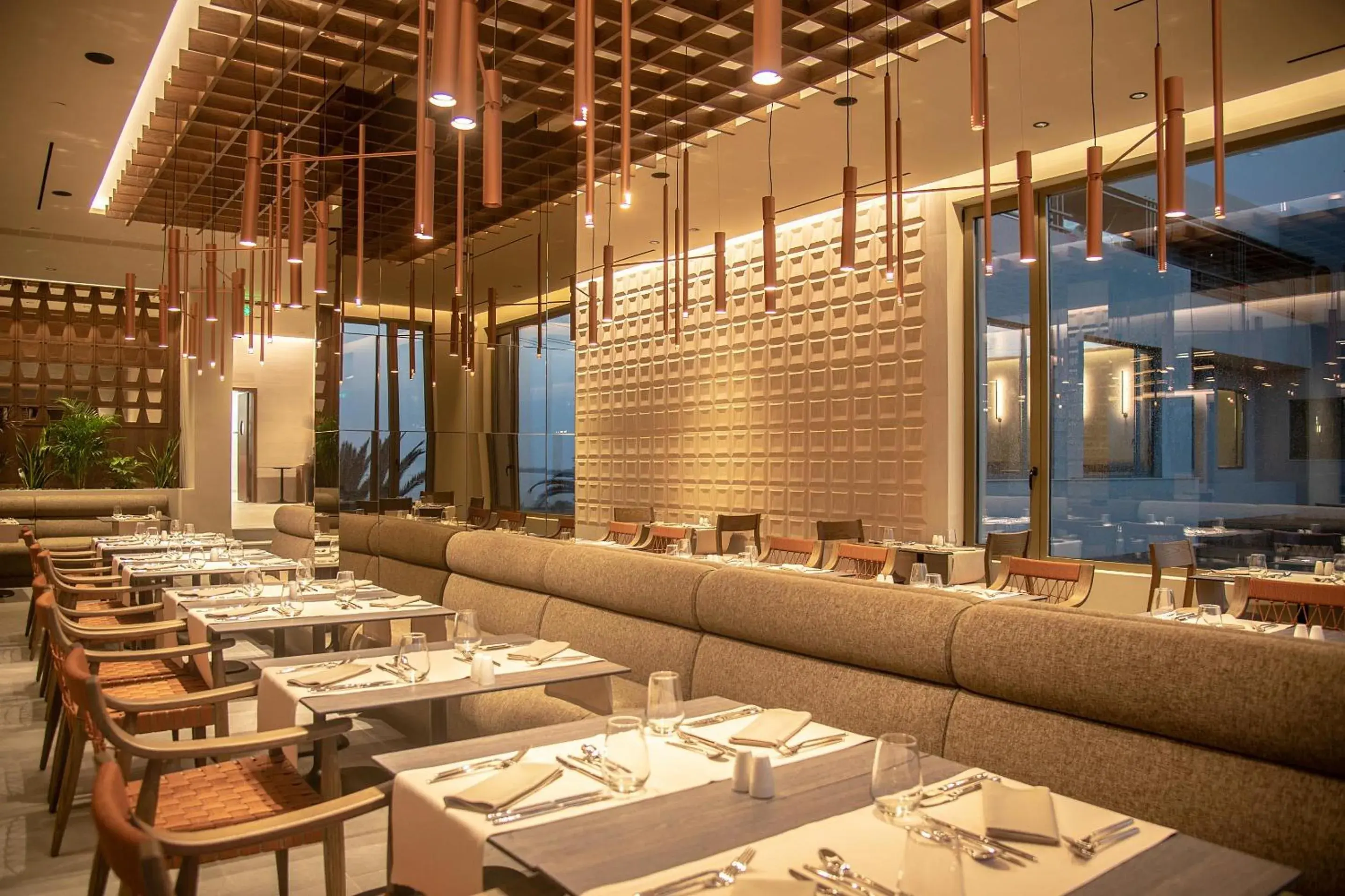 Restaurant/places to eat in KING MINOS RETREAT Resort & Spa Restaurant/places to eat in KING MINOS RETREAT Resort & Spa