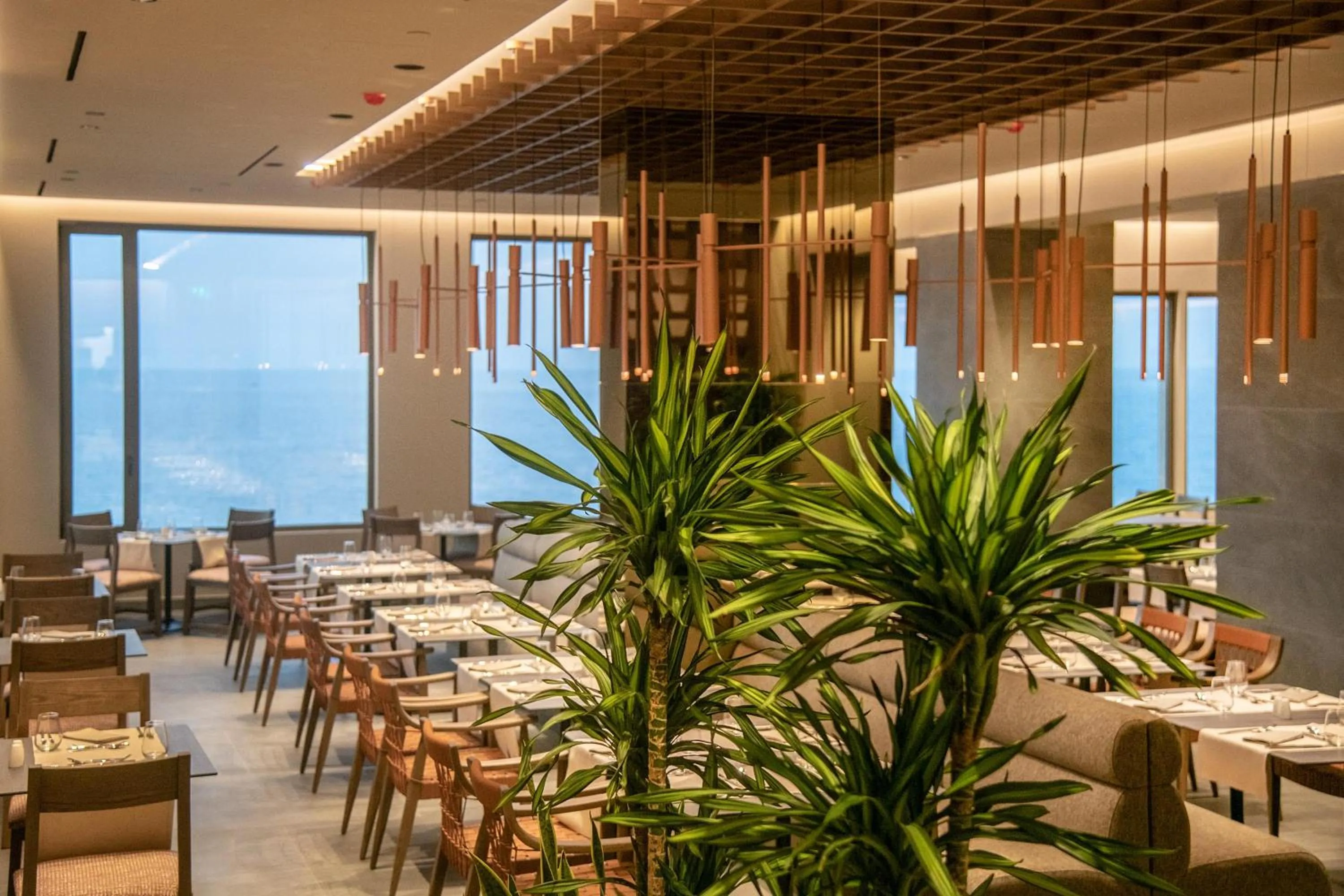 Restaurant/places to eat in KING MINOS RETREAT Resort & Spa