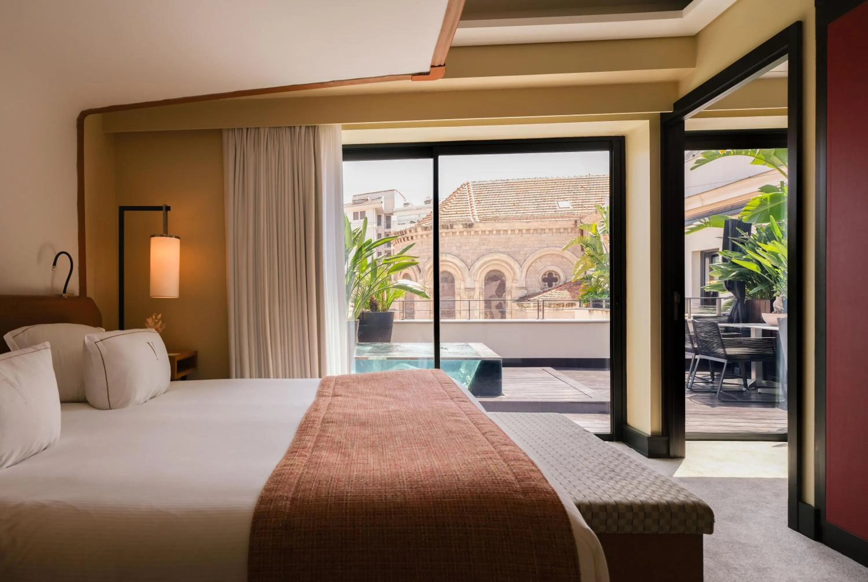 Bedroom, Bed in Five Seas by Inwood Hotels