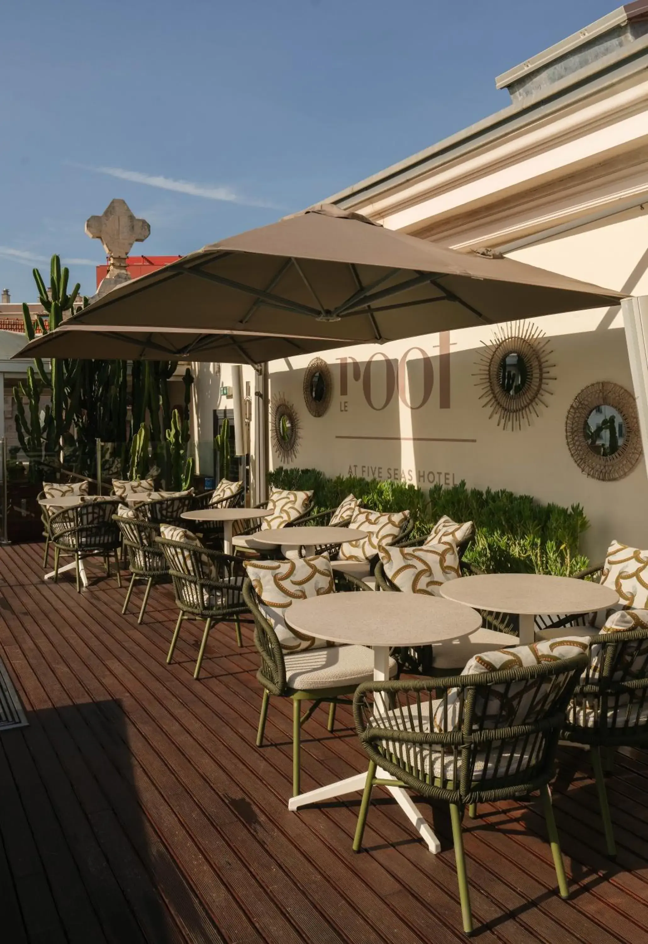 Restaurant/places to eat in Five Seas Cannes, a Member of Design Hotels™ Restaurant/places to eat in Five Seas Cannes, a Member of Design Hotels™