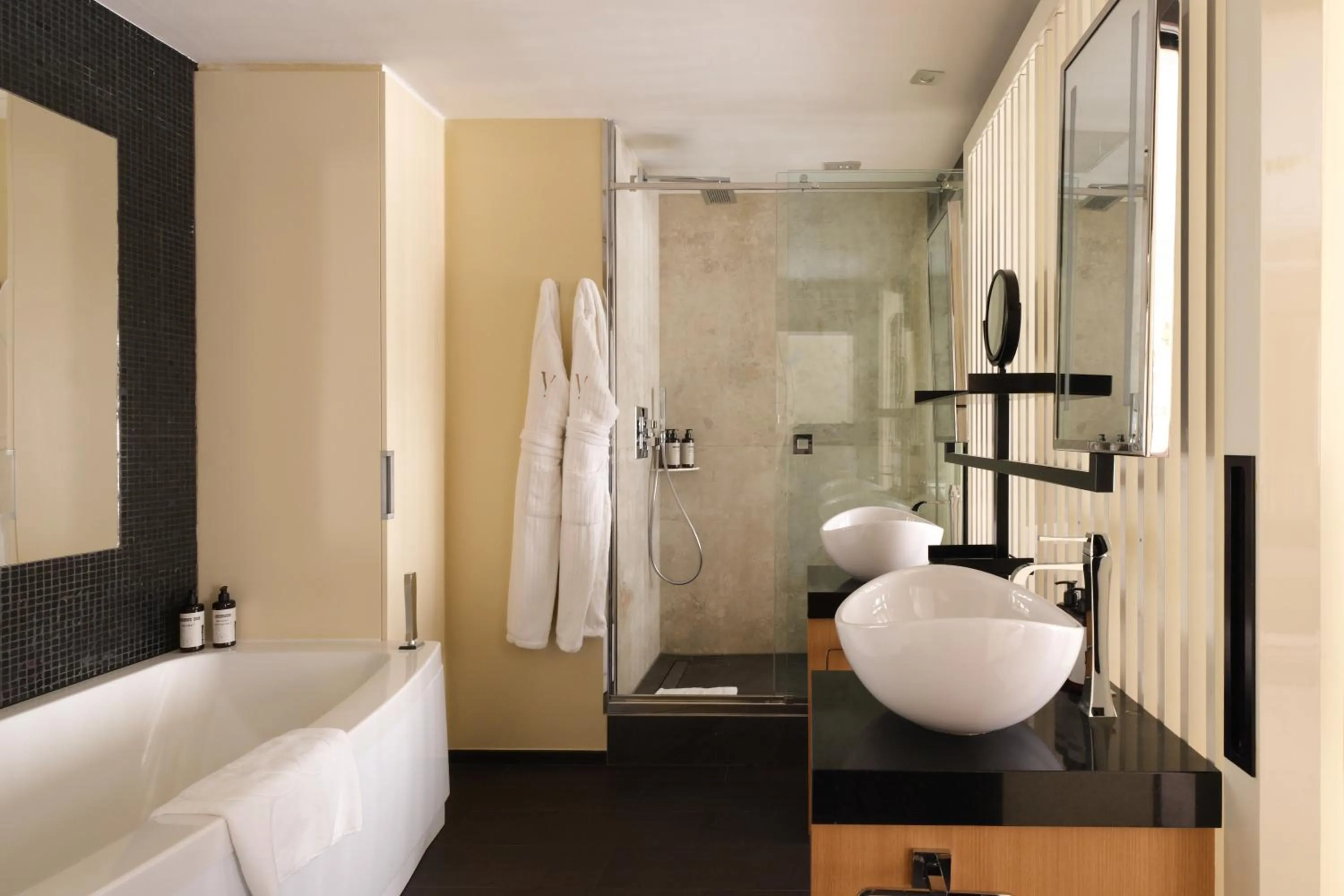 Bathroom in Five Seas by Inwood Hotels
