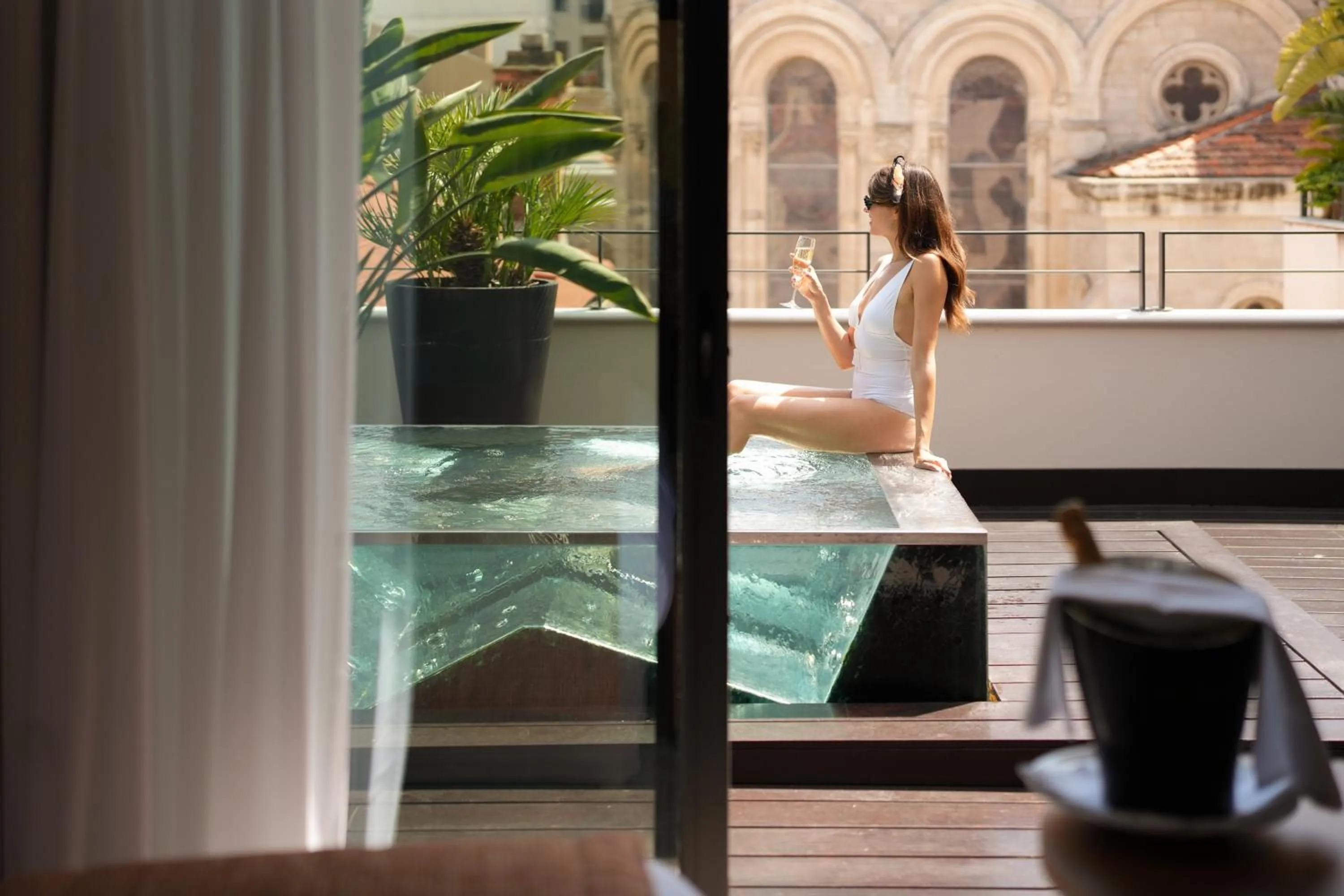 People in Five Seas by Inwood Hotels