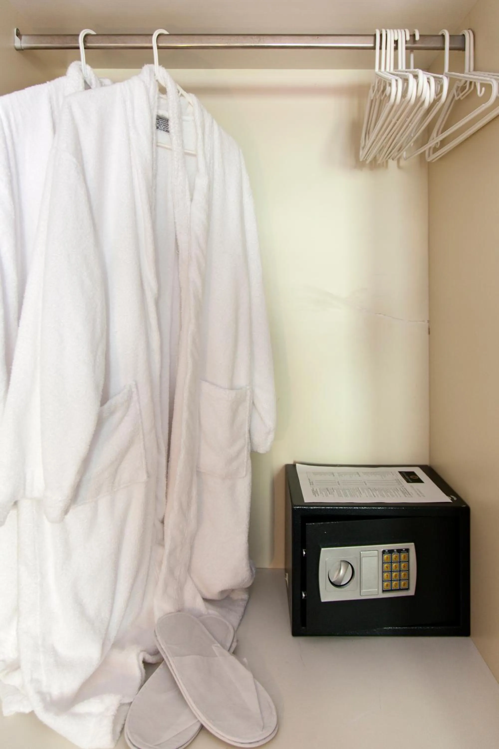 Property building in Elychryson