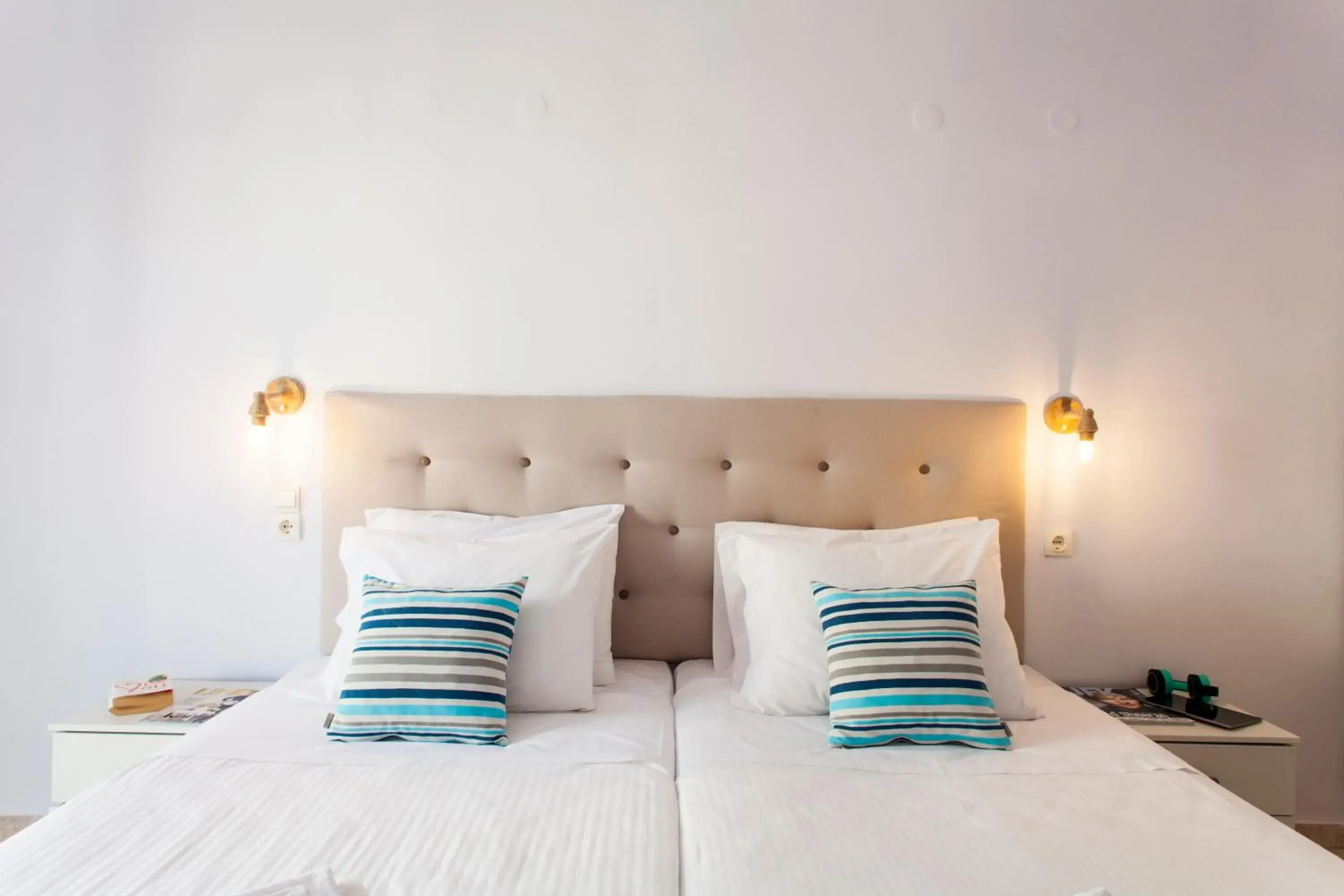 Bed in Elychryson Bed in Elychryson