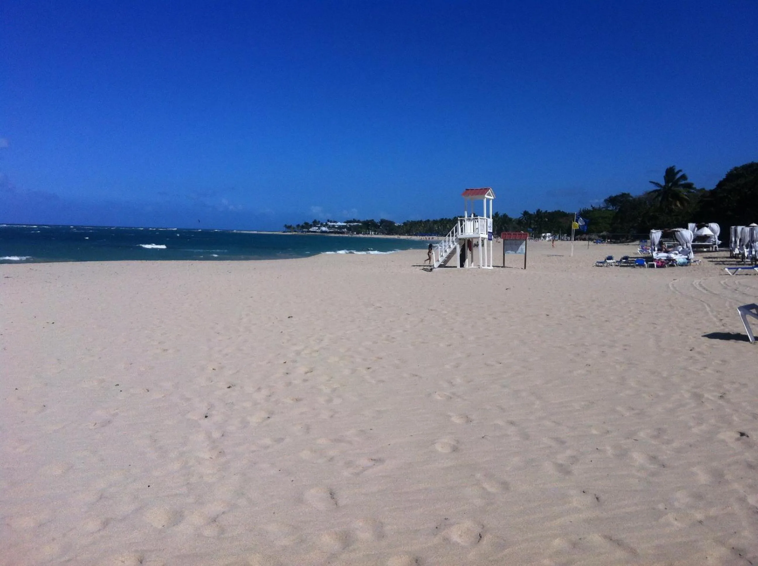 Property building in Apartamento Frente Al Mar