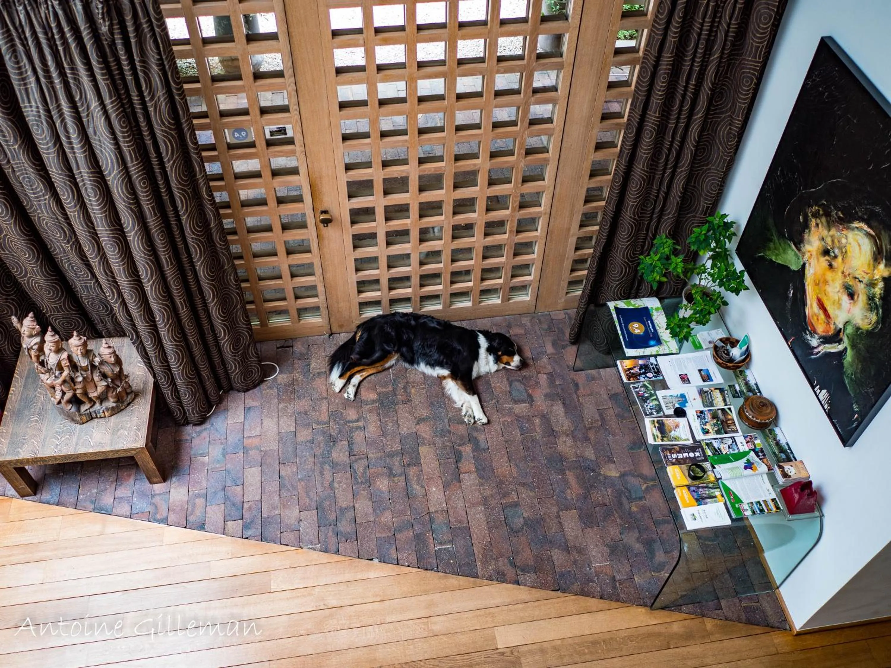 Decorative detail in La Petite Bruyere De Renaix