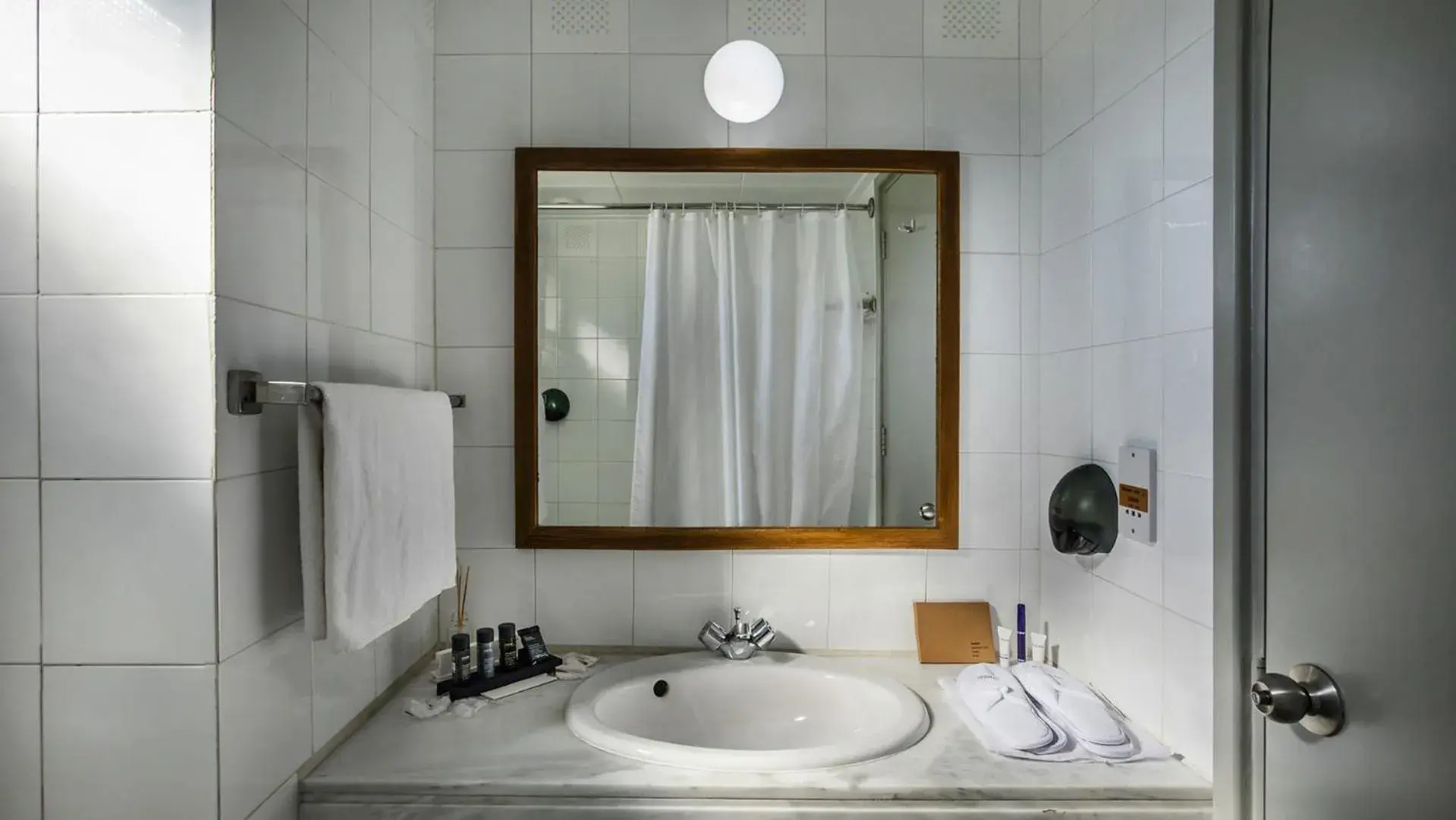 Deluxe Double Room in Troodos Hotel & Spa Deluxe Double Room in Troodos Hotel & Spa