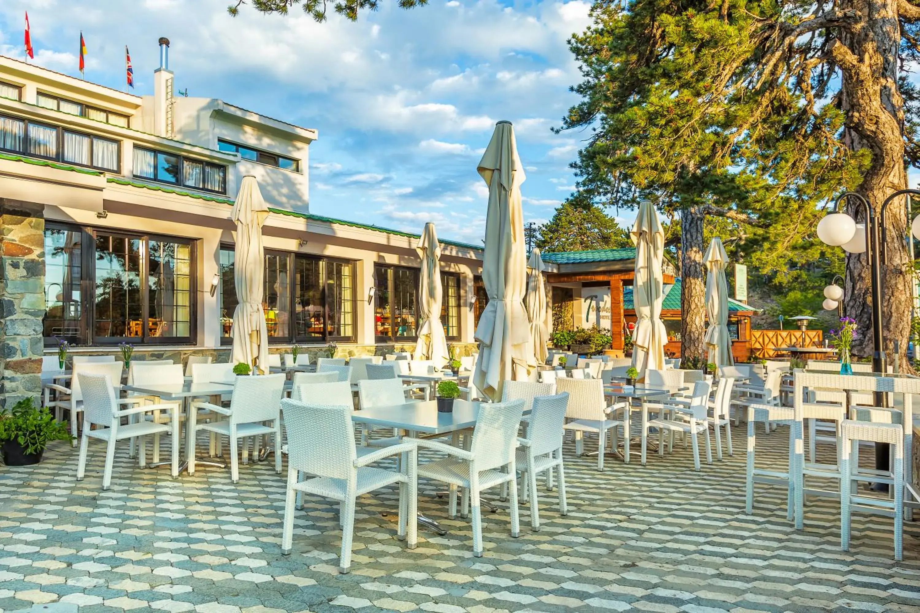 Restaurant/places to eat in Troodos Hotel & Spa Restaurant/places to eat in Troodos Hotel & Spa
