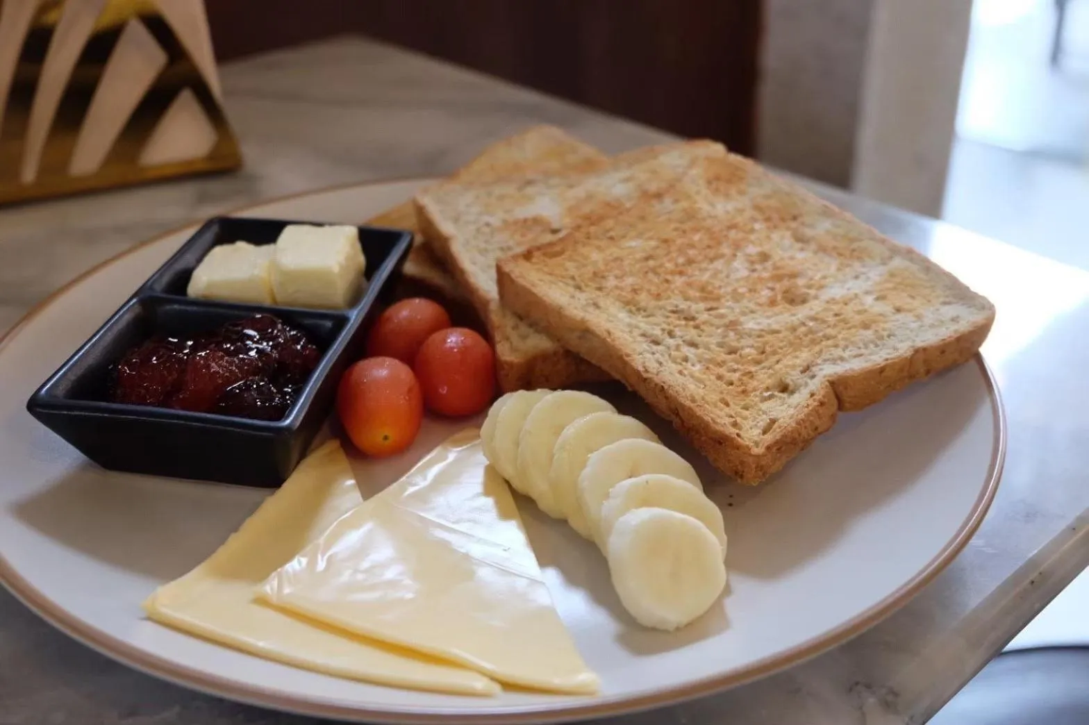 Food and drinks in Talakkia Boutique Hotel