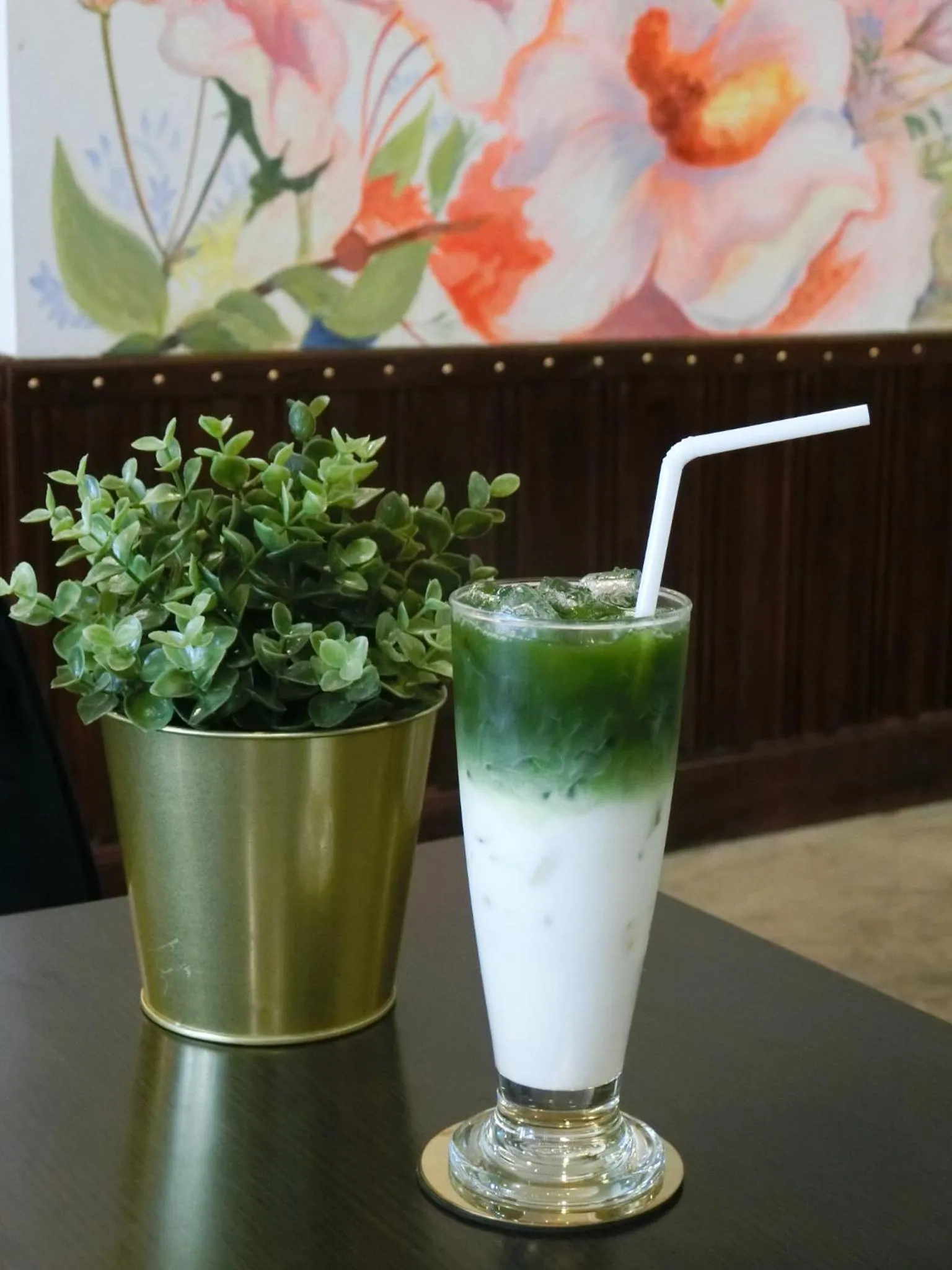 Food and drinks in Bloom Boutique Hotel & Cafe