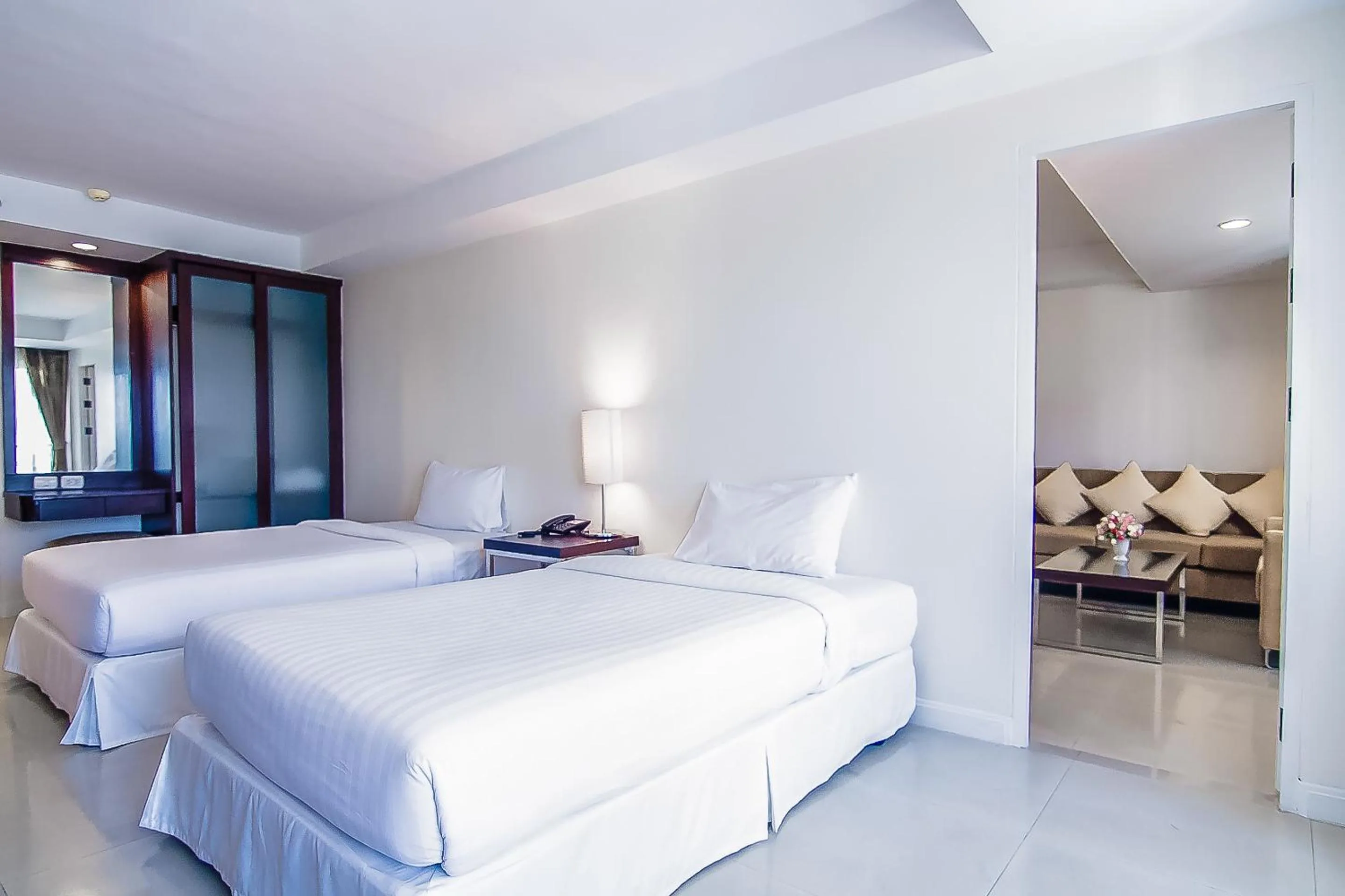 Photo of the whole room, Bed in Romance Hotel Bangna