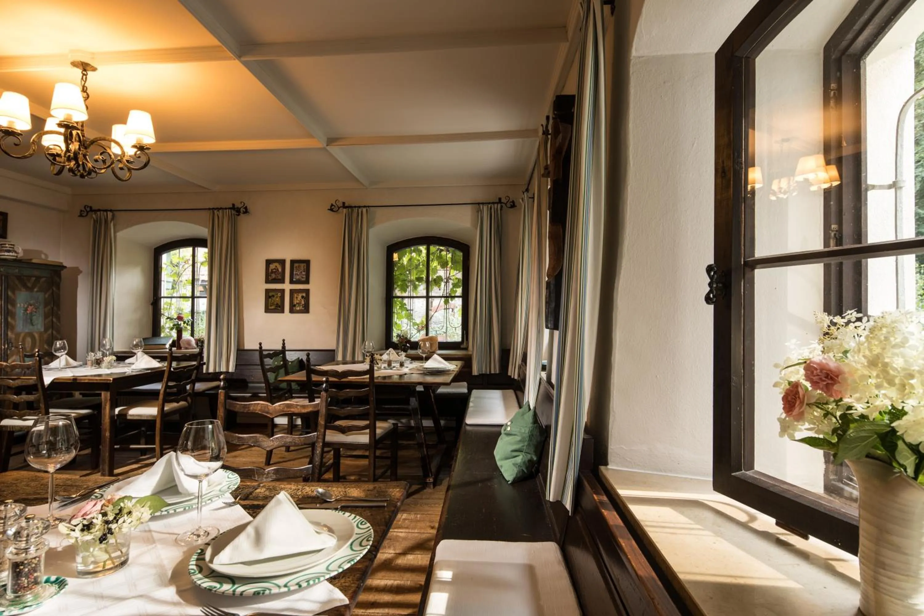 Restaurant/places to eat in Naturidyll Hotel Hammerschmiede