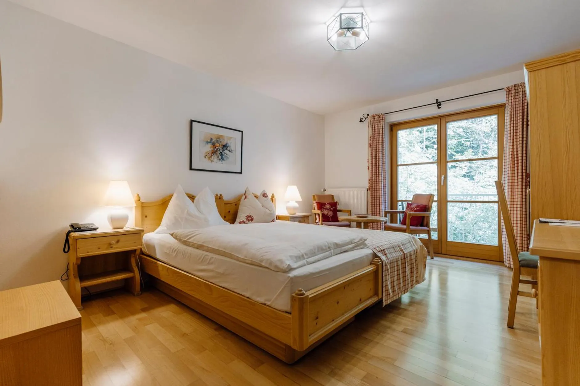 Bed in Naturidyll Hotel Hammerschmiede