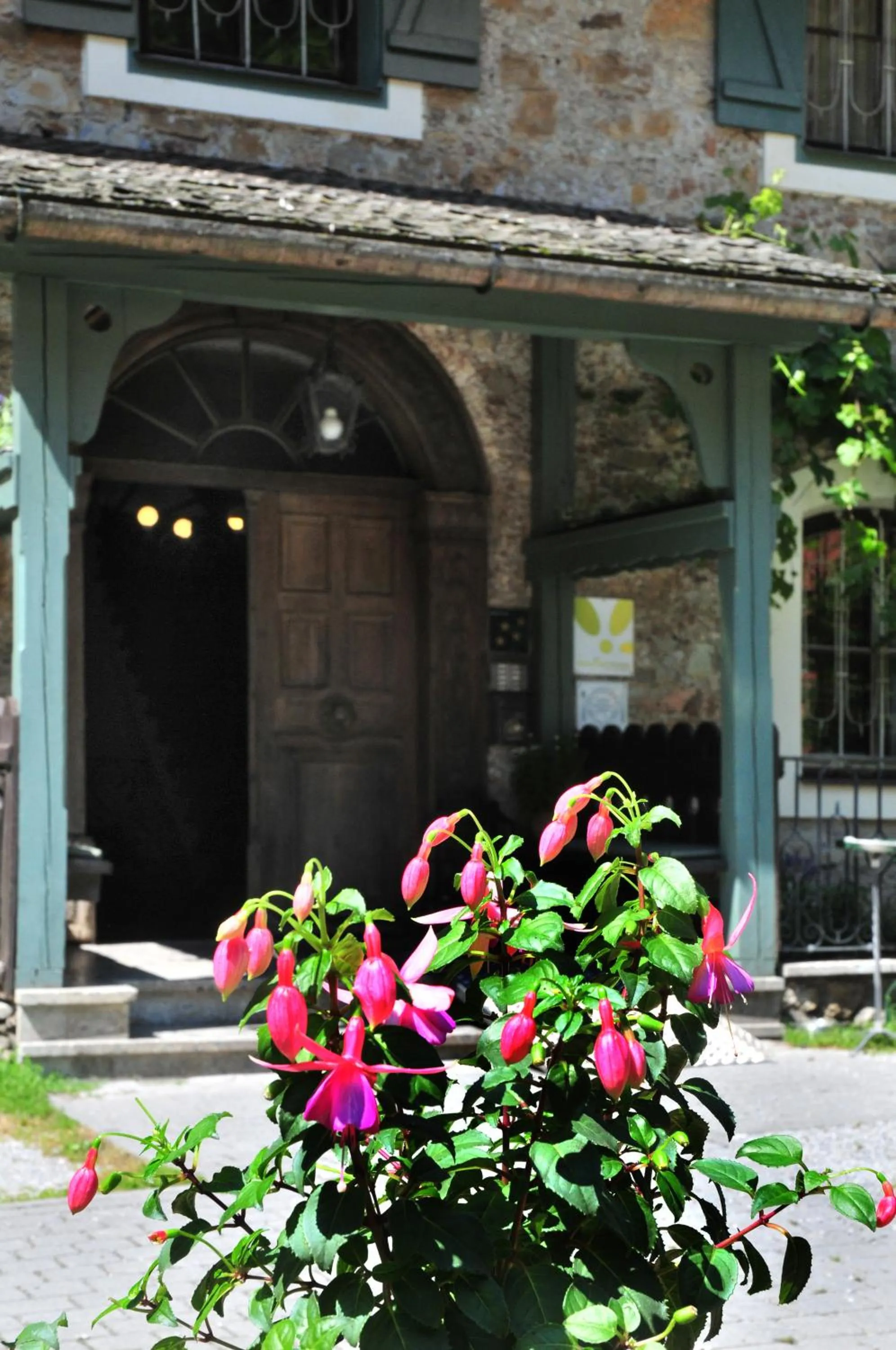 Facade/entrance in Naturidyll Hotel Hammerschmiede