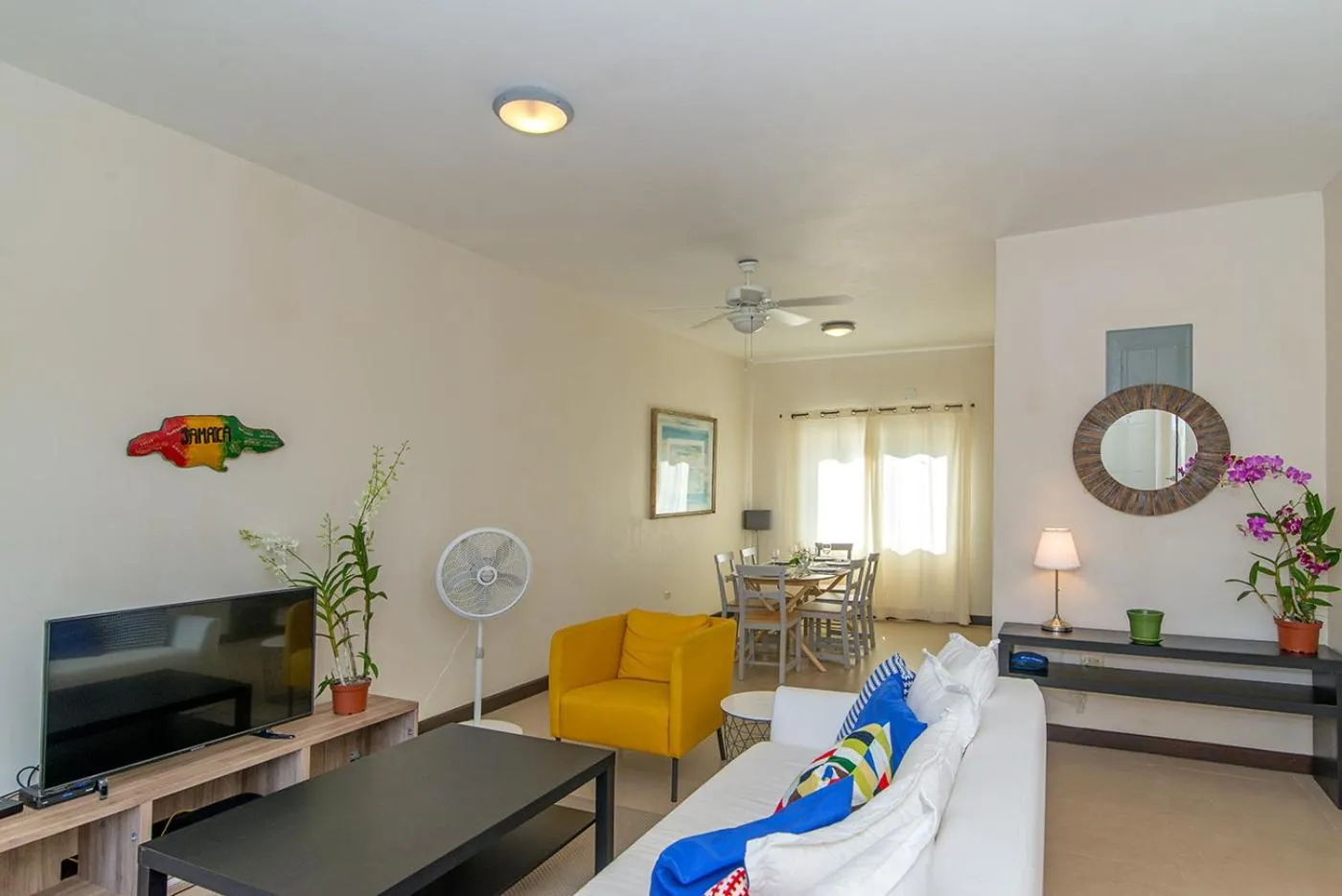 Living room in Family Complex beside Beach w/Pool Montego Bay #1