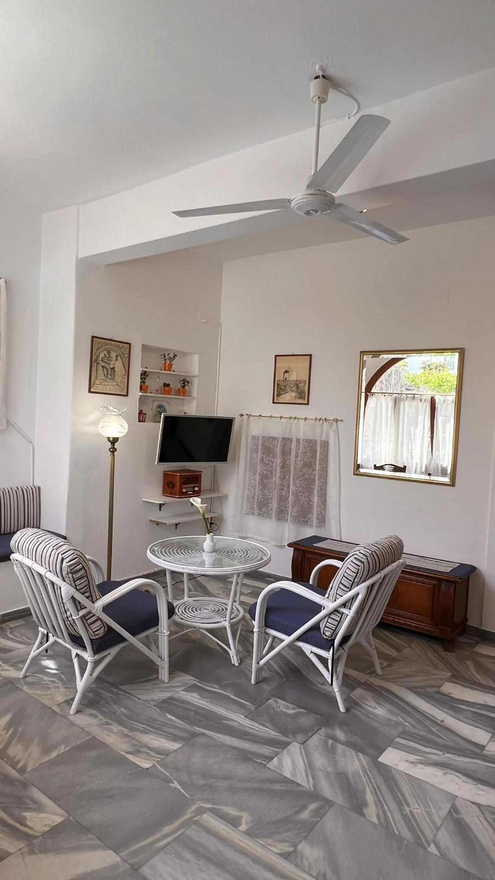 Lobby or reception in Marisa Rooms