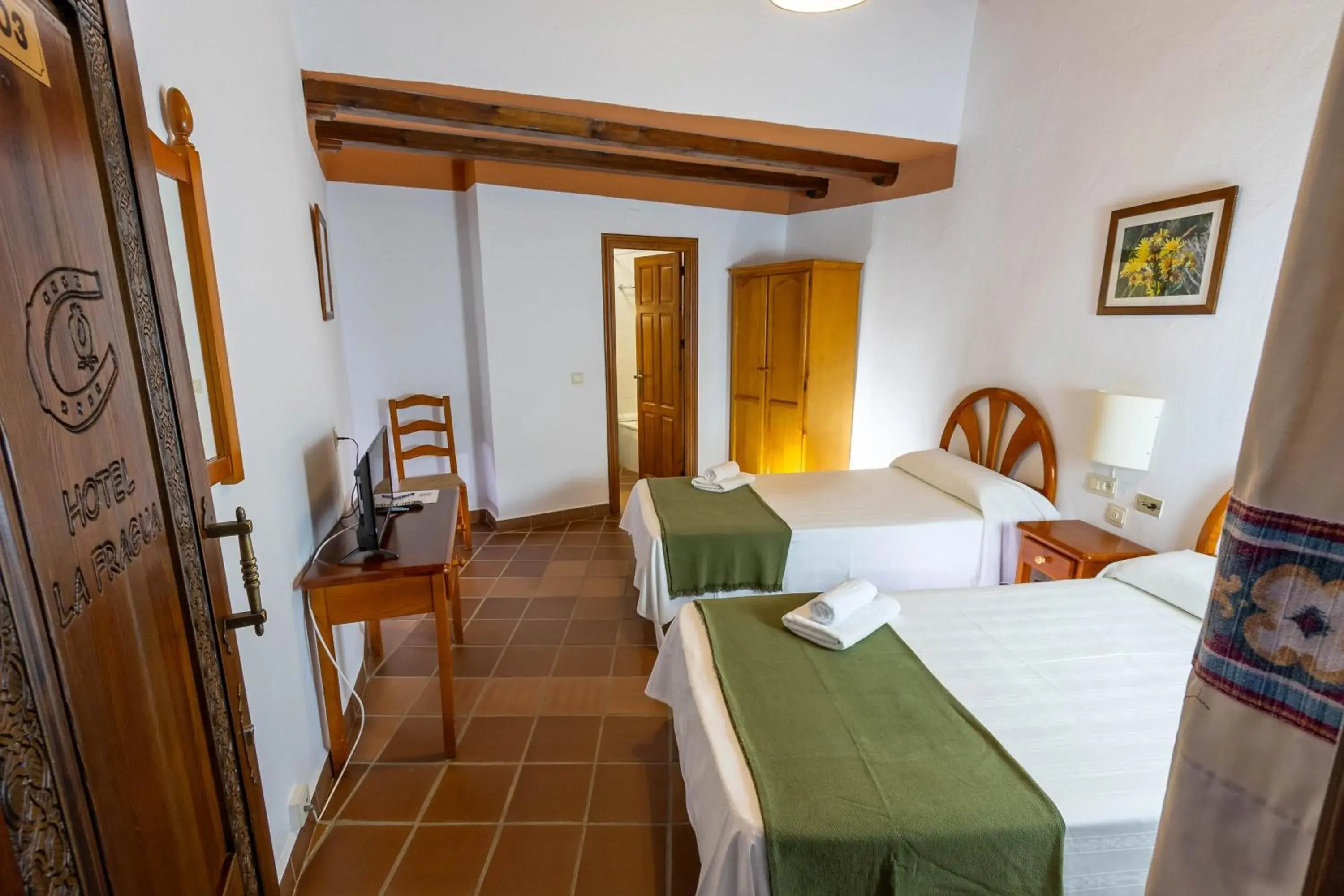 Economy Twin Room in Hotel La Fragua I Economy Twin Room in Hotel La Fragua I