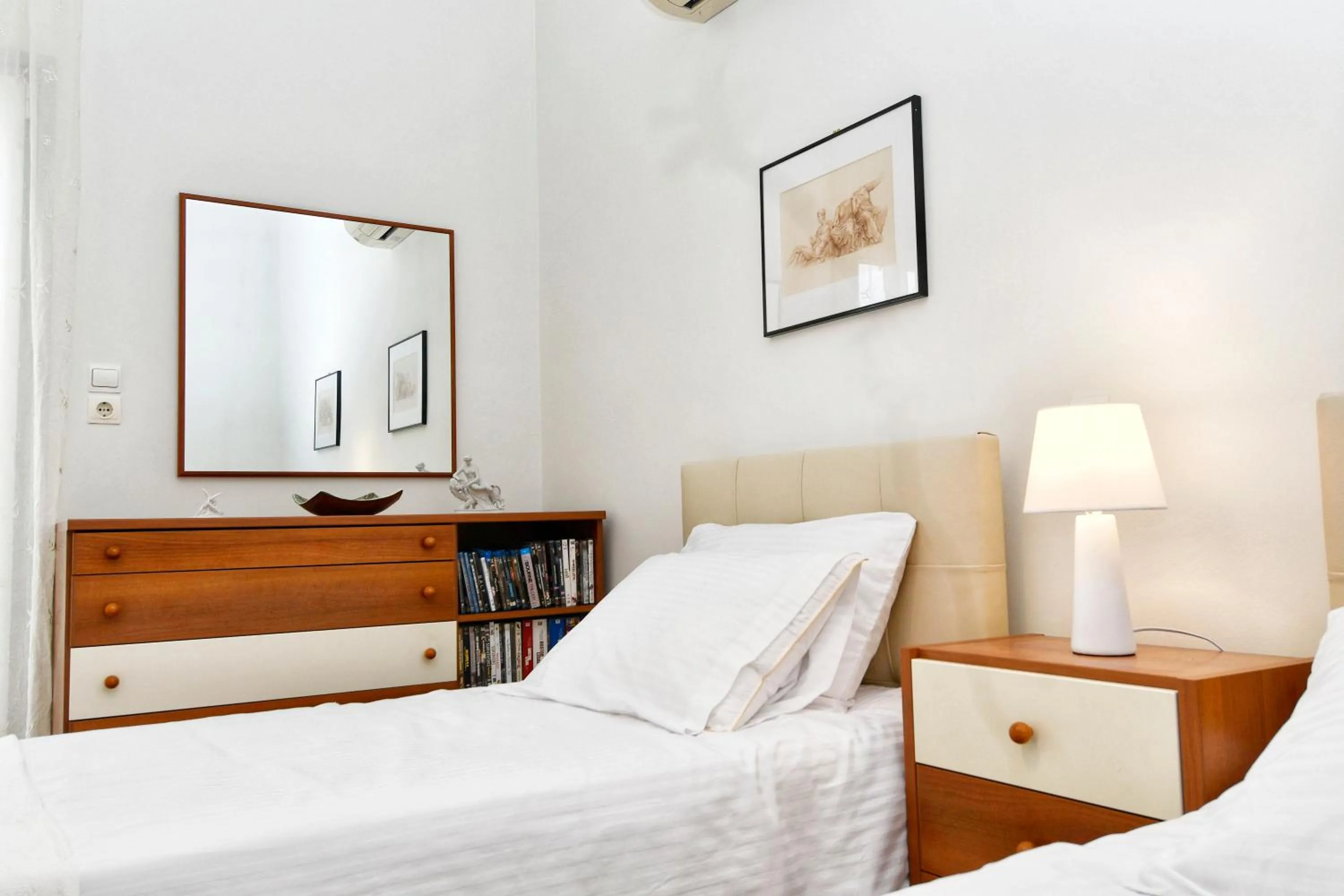 Bed in Athens Authentic Elegance at Acropolis