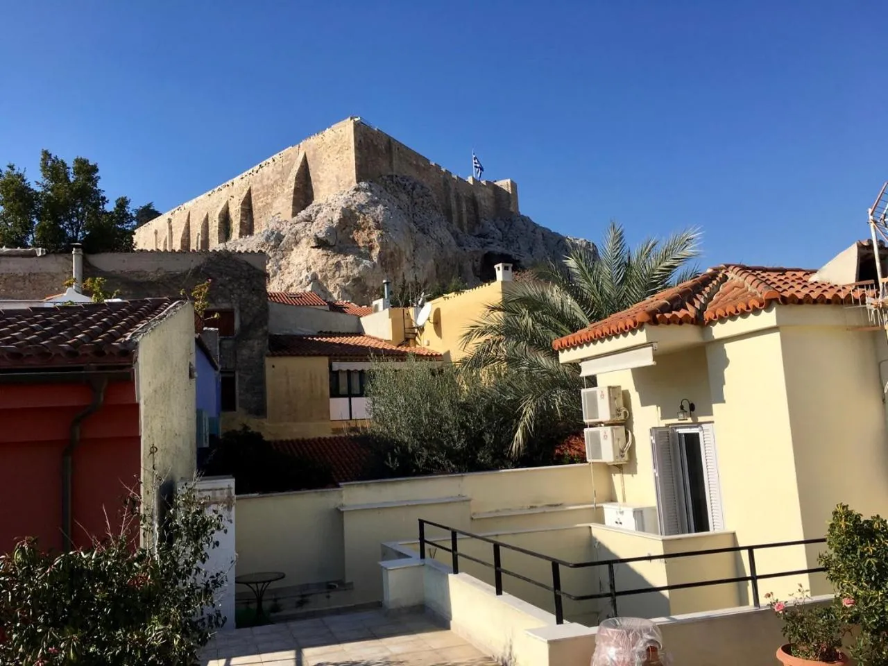 Property building in Athens Authentic Elegance at Acropolis