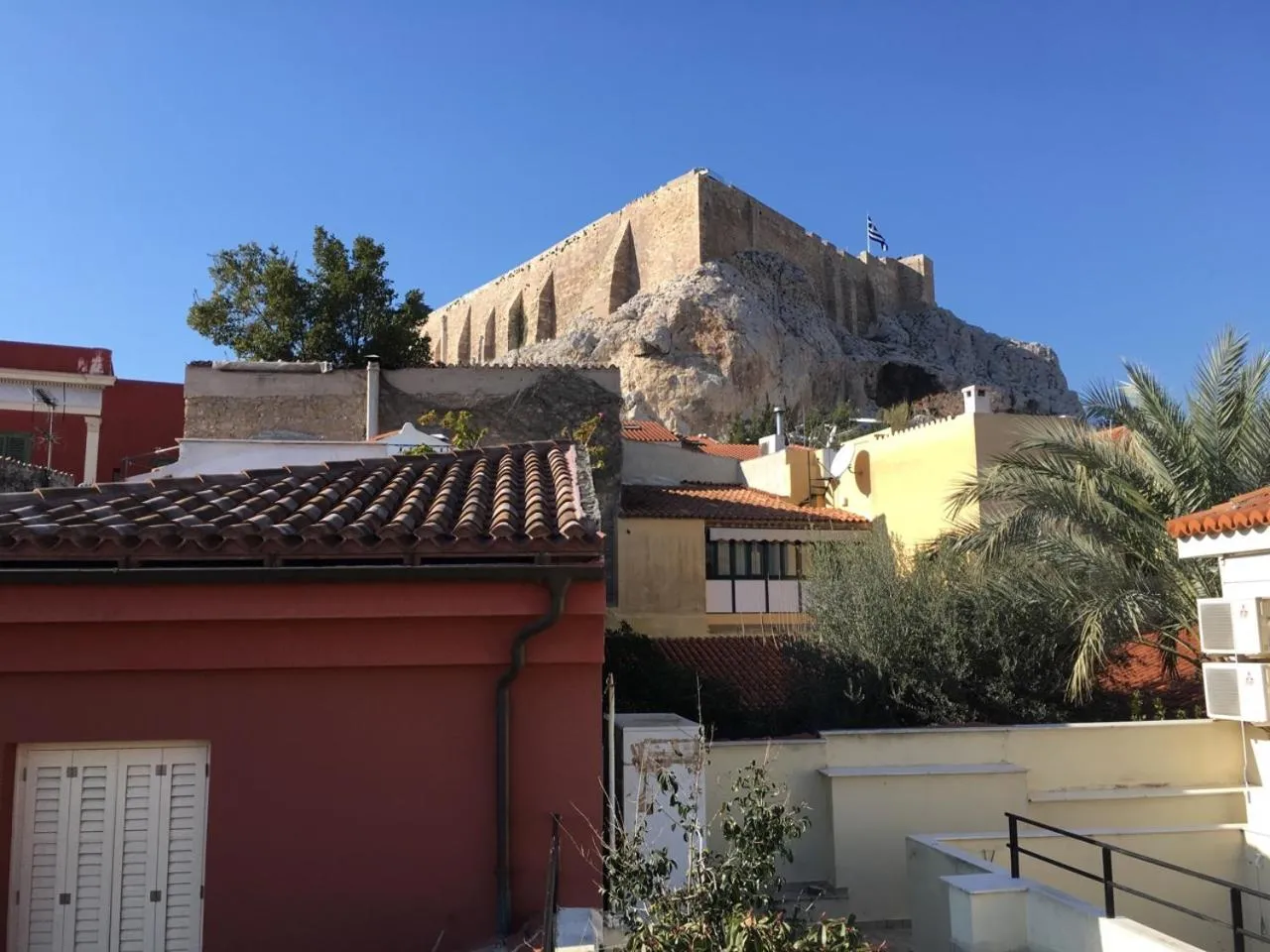 Property building in Athens Authentic Elegance at Acropolis