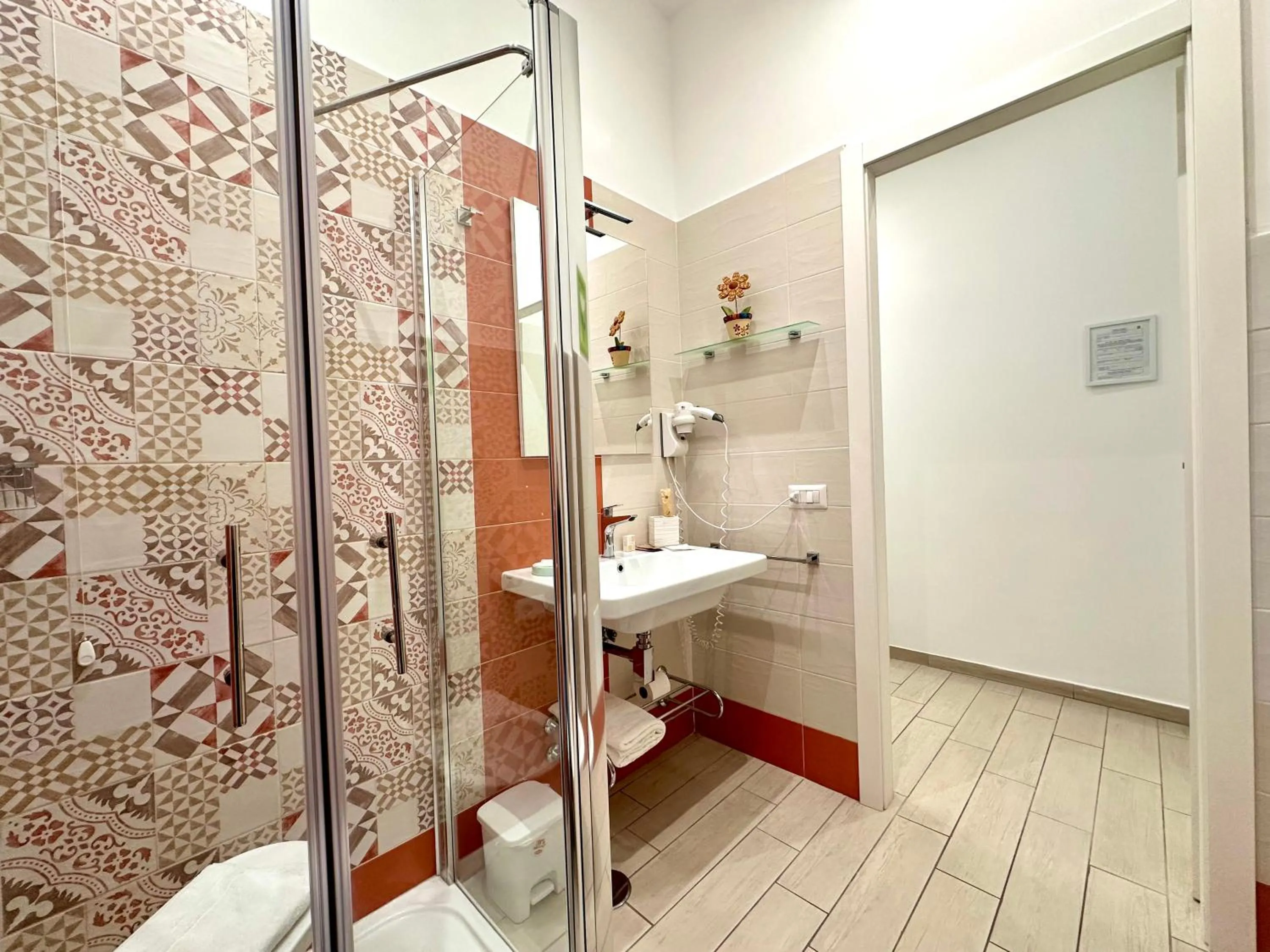 Deluxe Double or Twin Room in lungomare rooms
