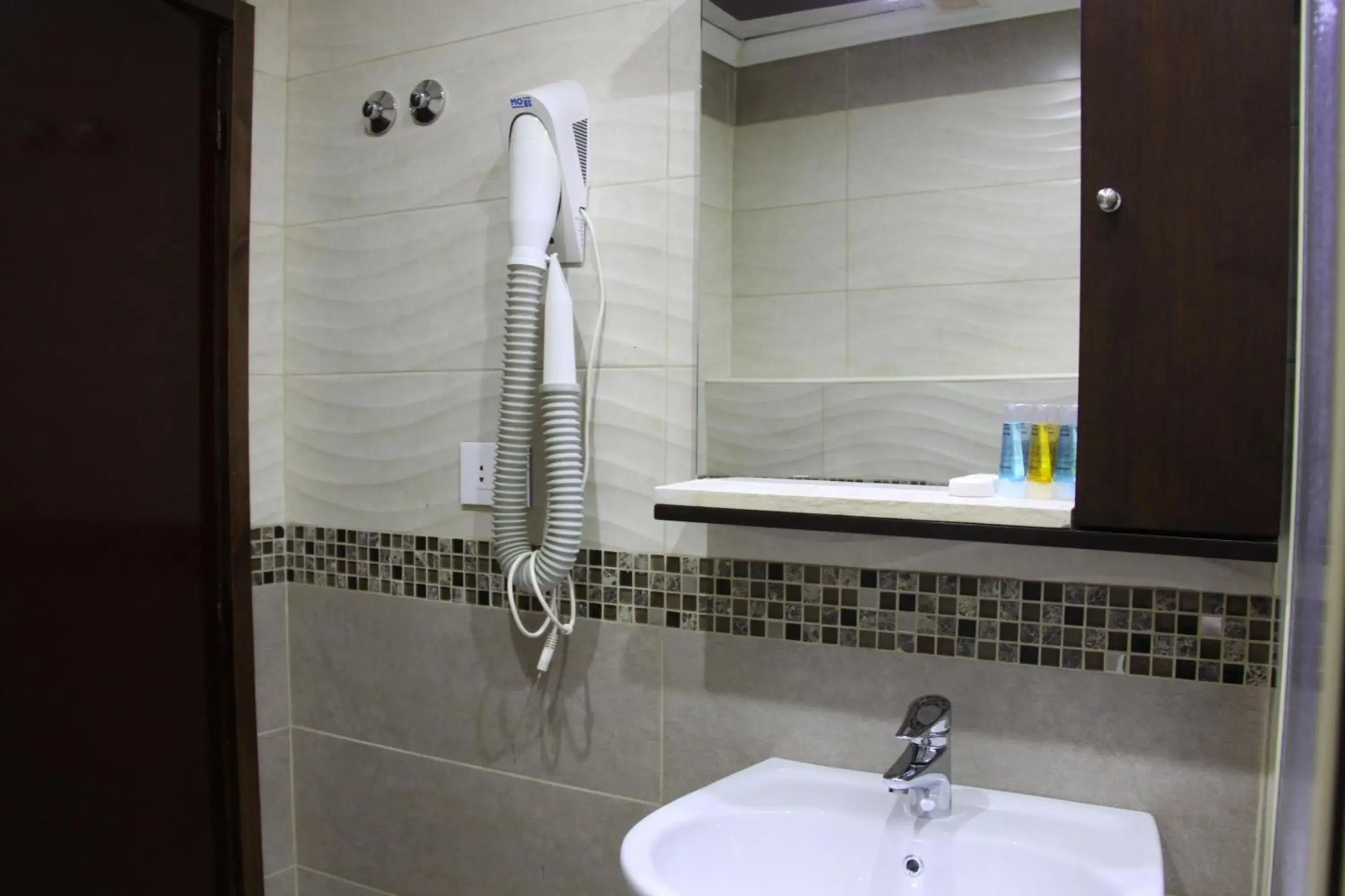 Double or Twin Room with Mountain View in Lamedina Hotel & Resort Double or Twin Room with Mountain View in Lamedina Hotel & Resort