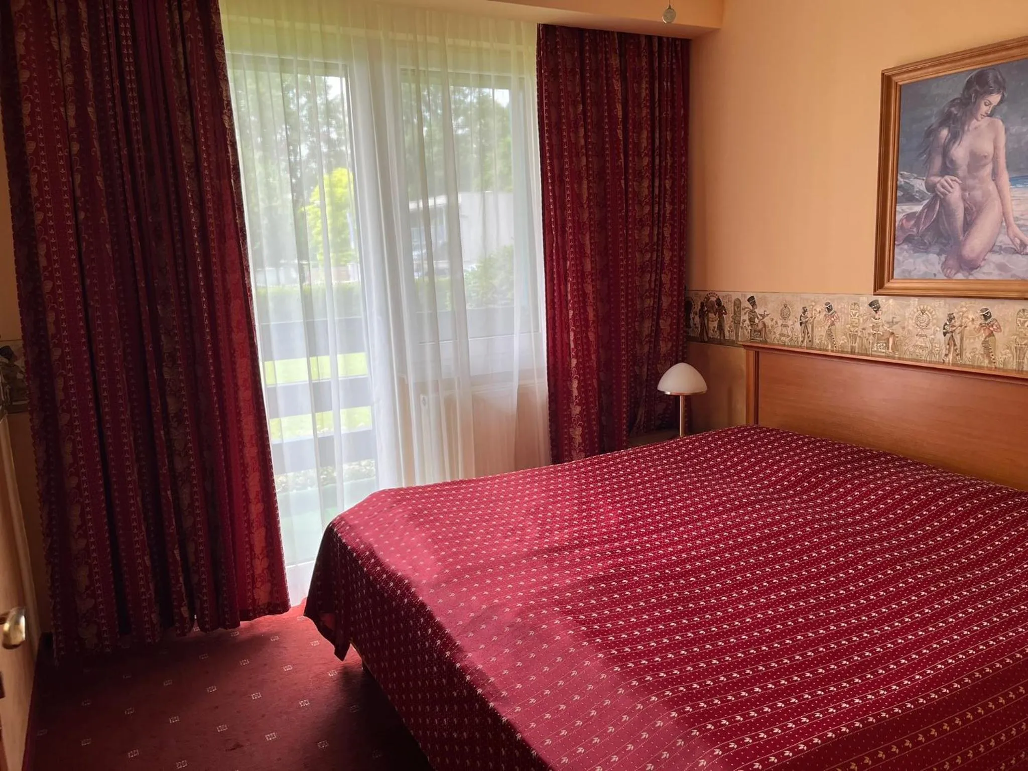 Grand Boutique Hotel