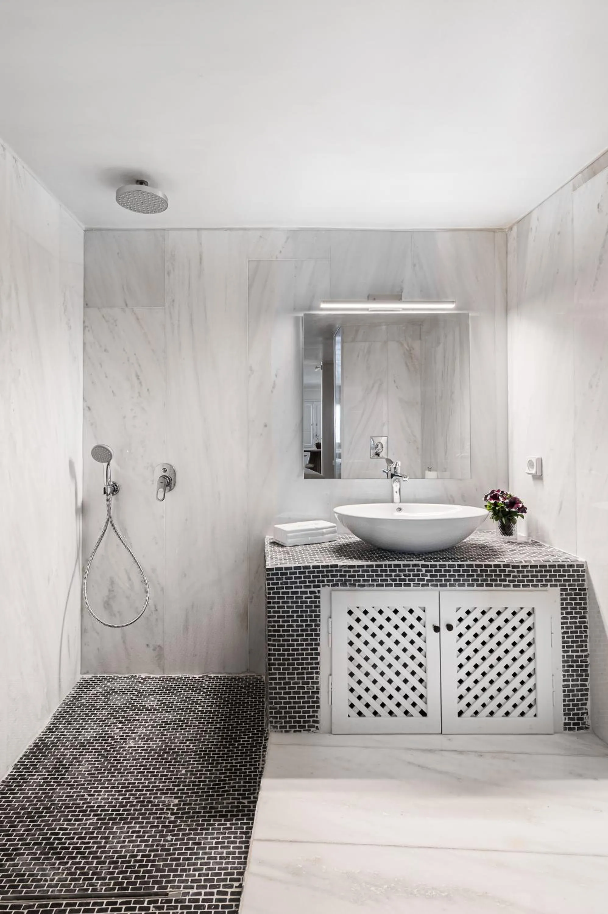 Bathroom in Armeni Luxury Villas