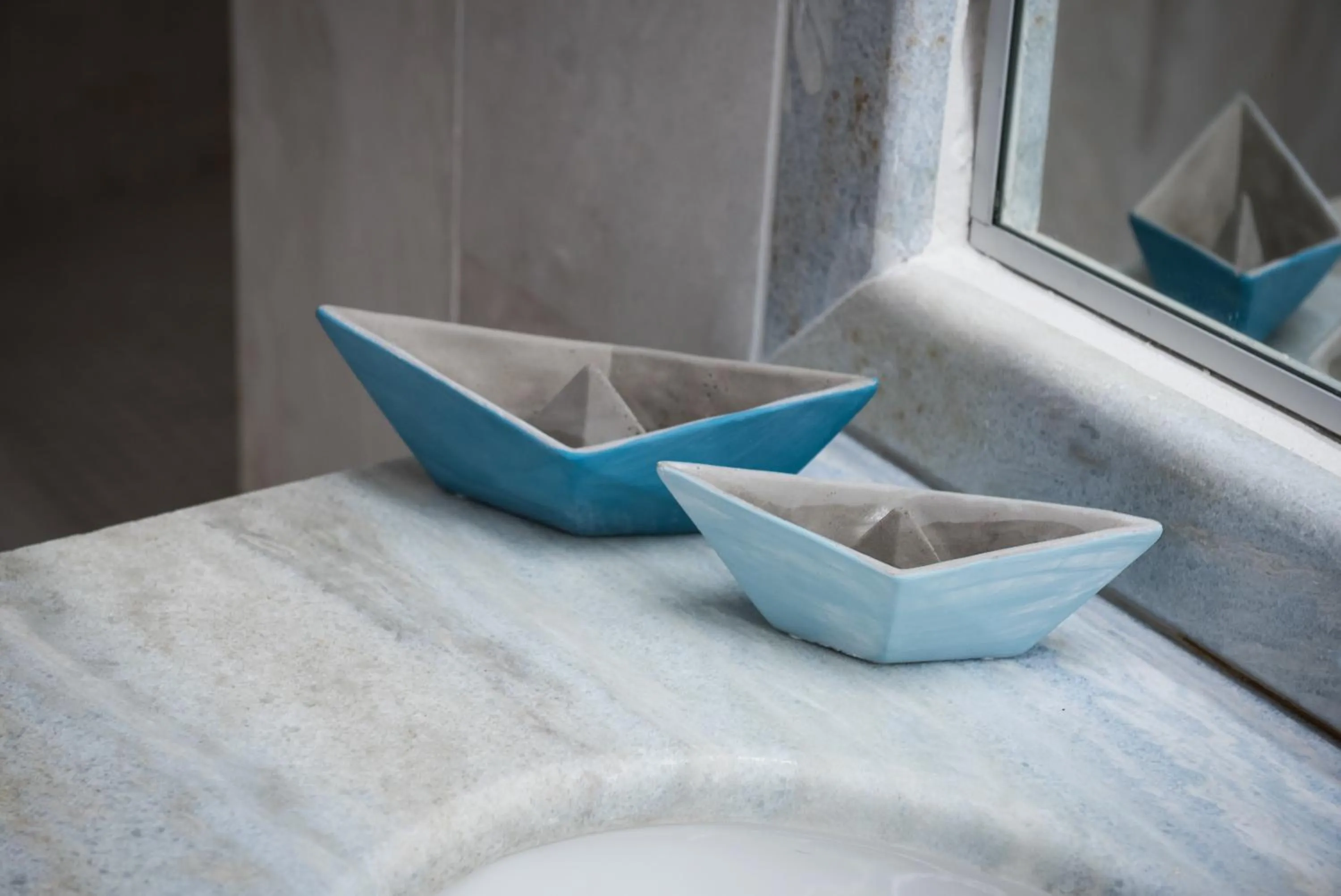 Decorative detail, Bed in Armeni Luxury Villas