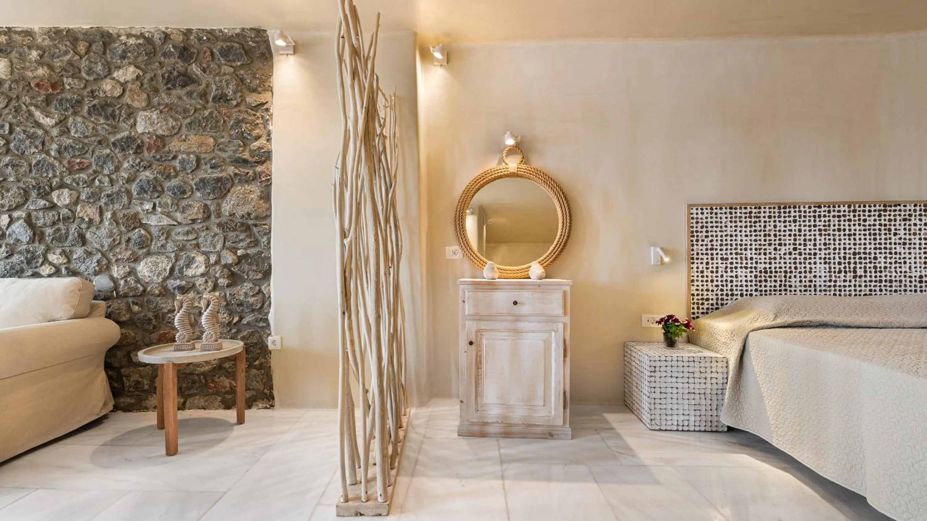 Bed in Armeni Luxury Villas