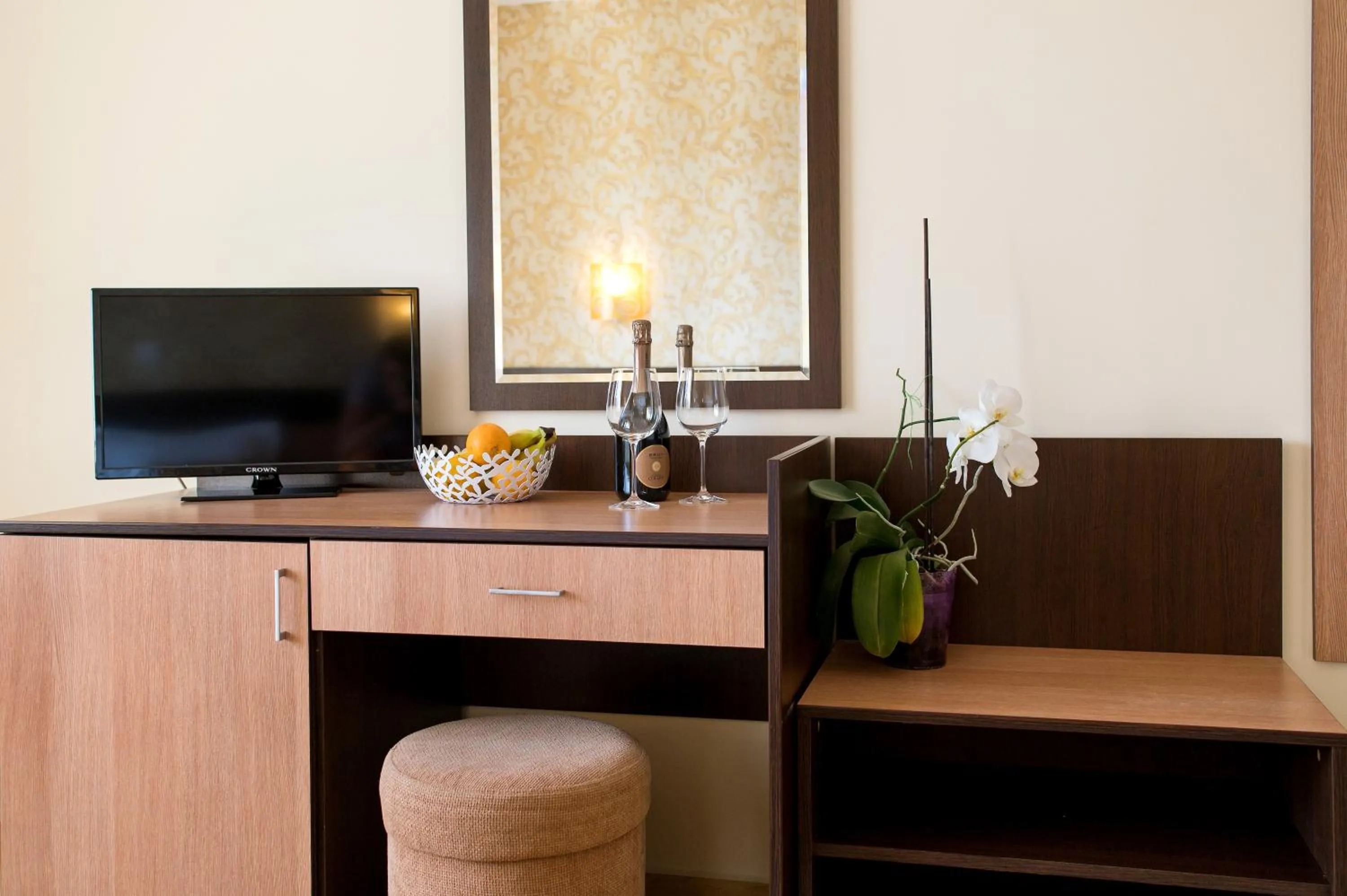 Photo of the whole room in Hotel Iris