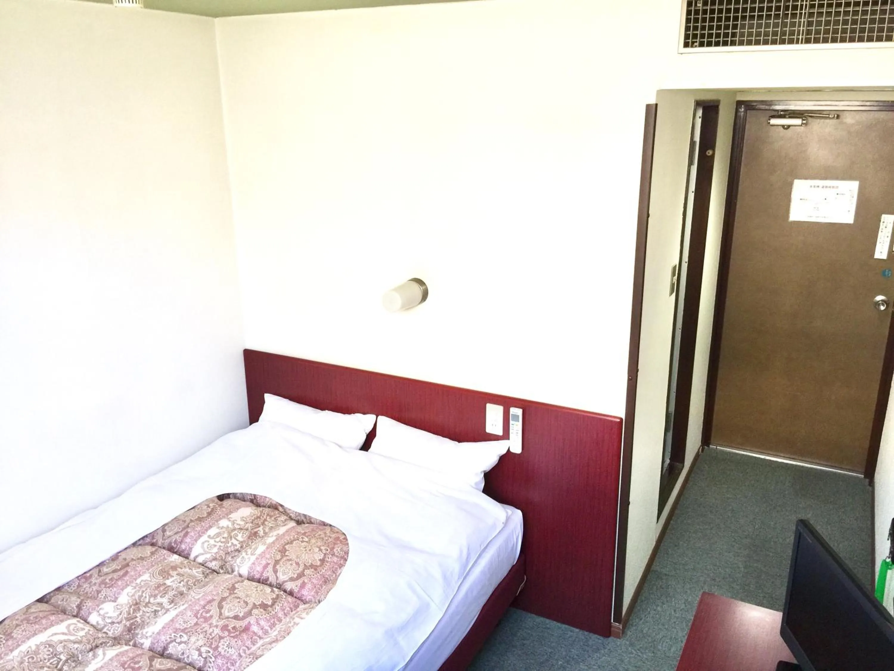 Bed in Green Hill Hotel Tennoji Ekimae