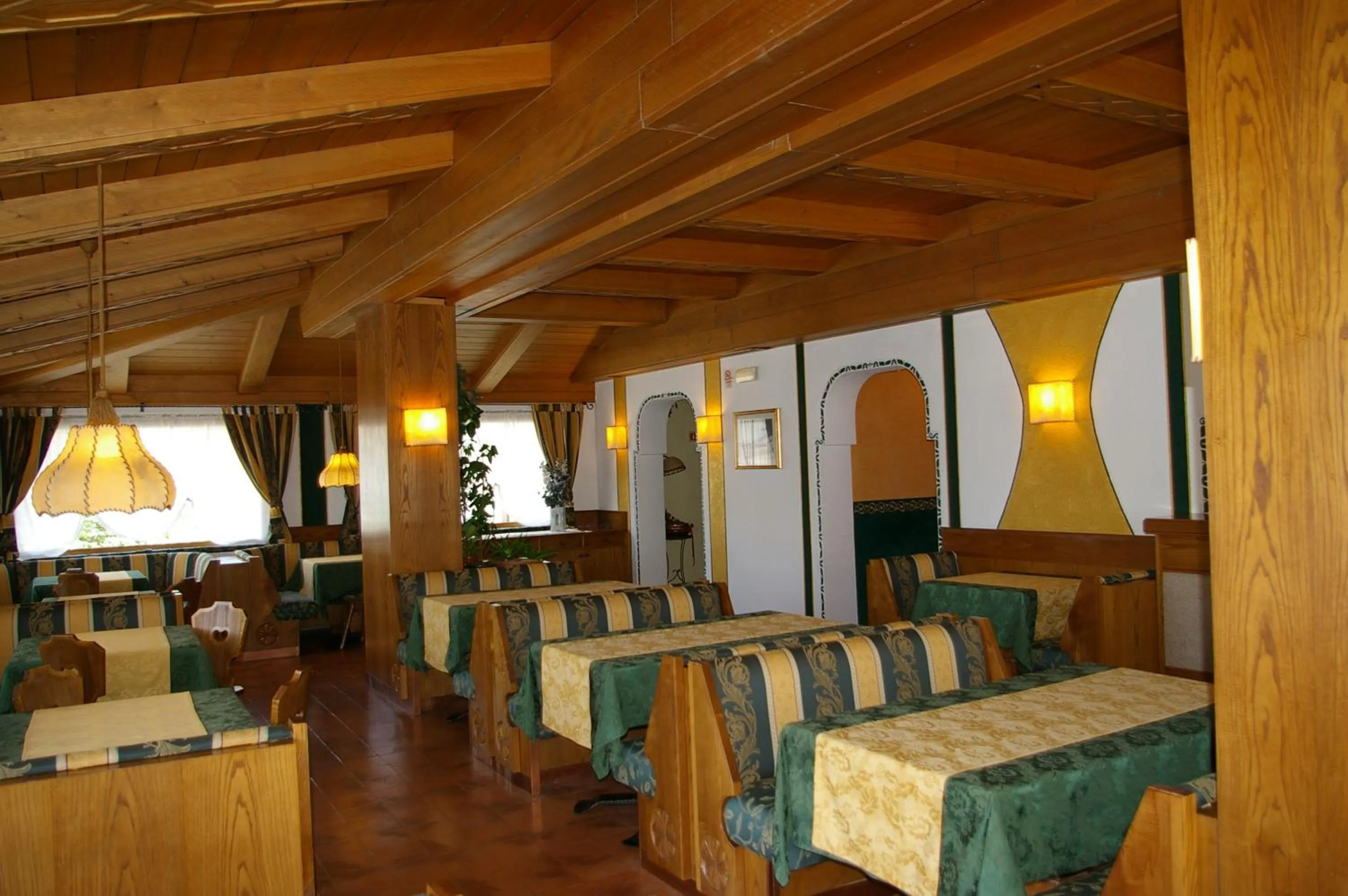 Communal lounge/ TV room in Hotel Dal Bon