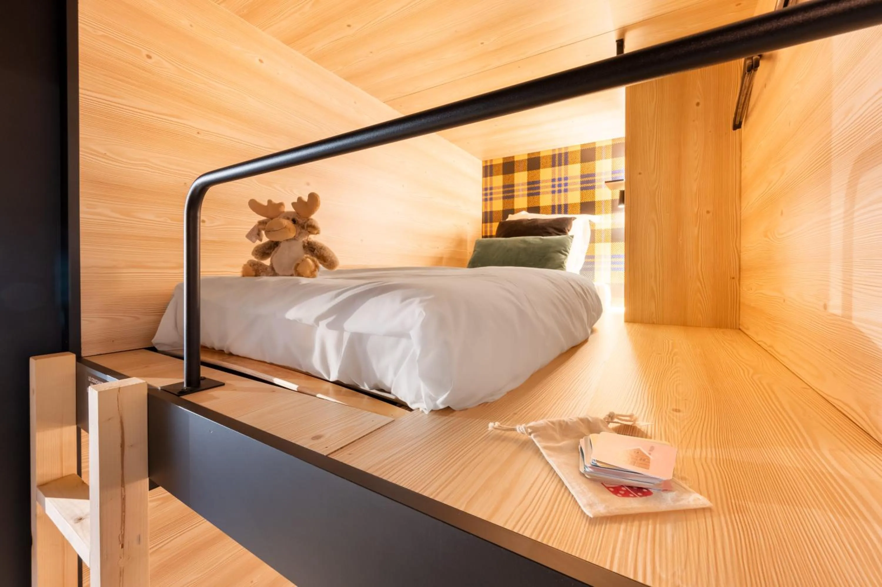 bunk bed, Bed in Mamie Megève