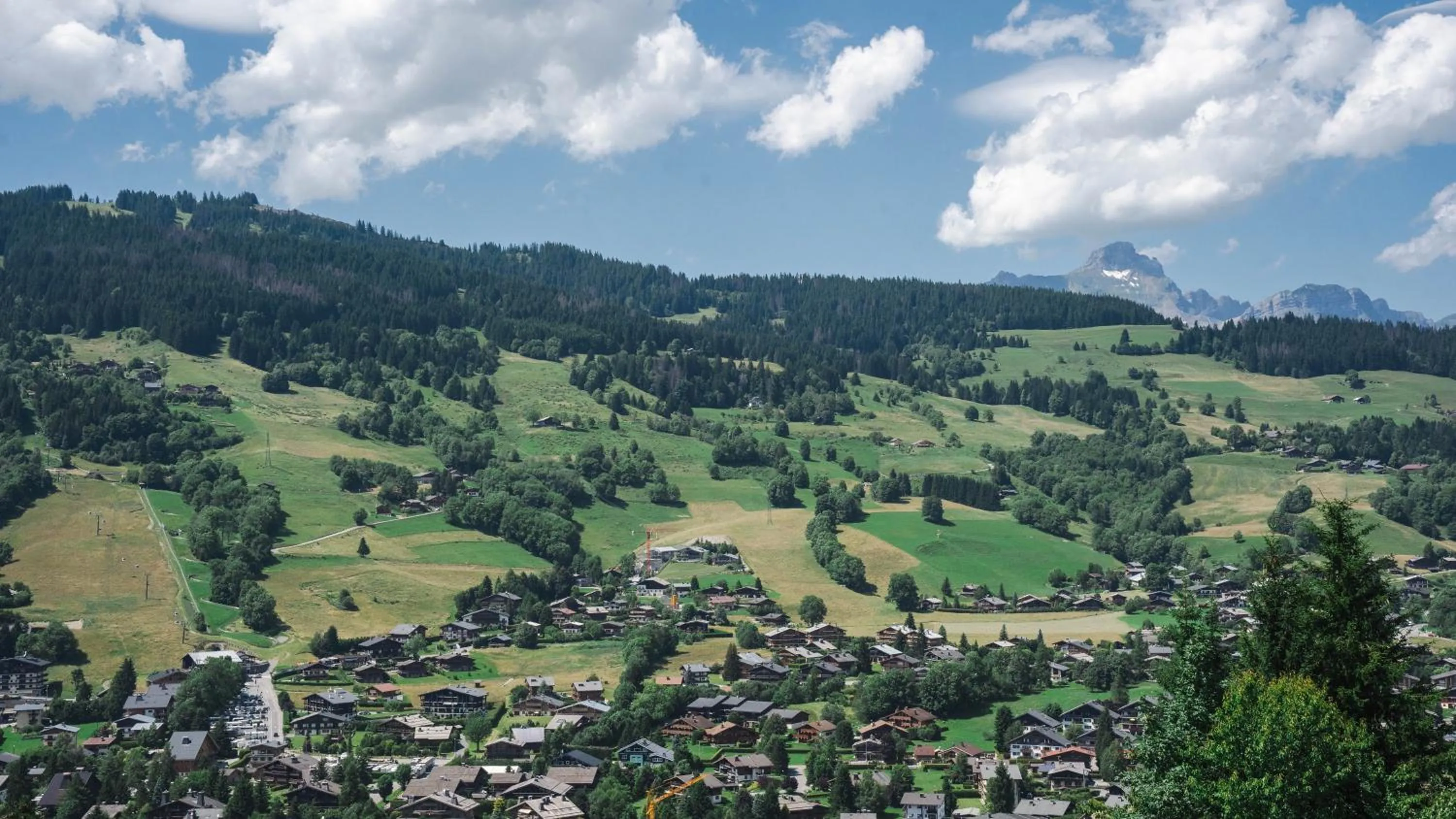 City view in Mamie Megève