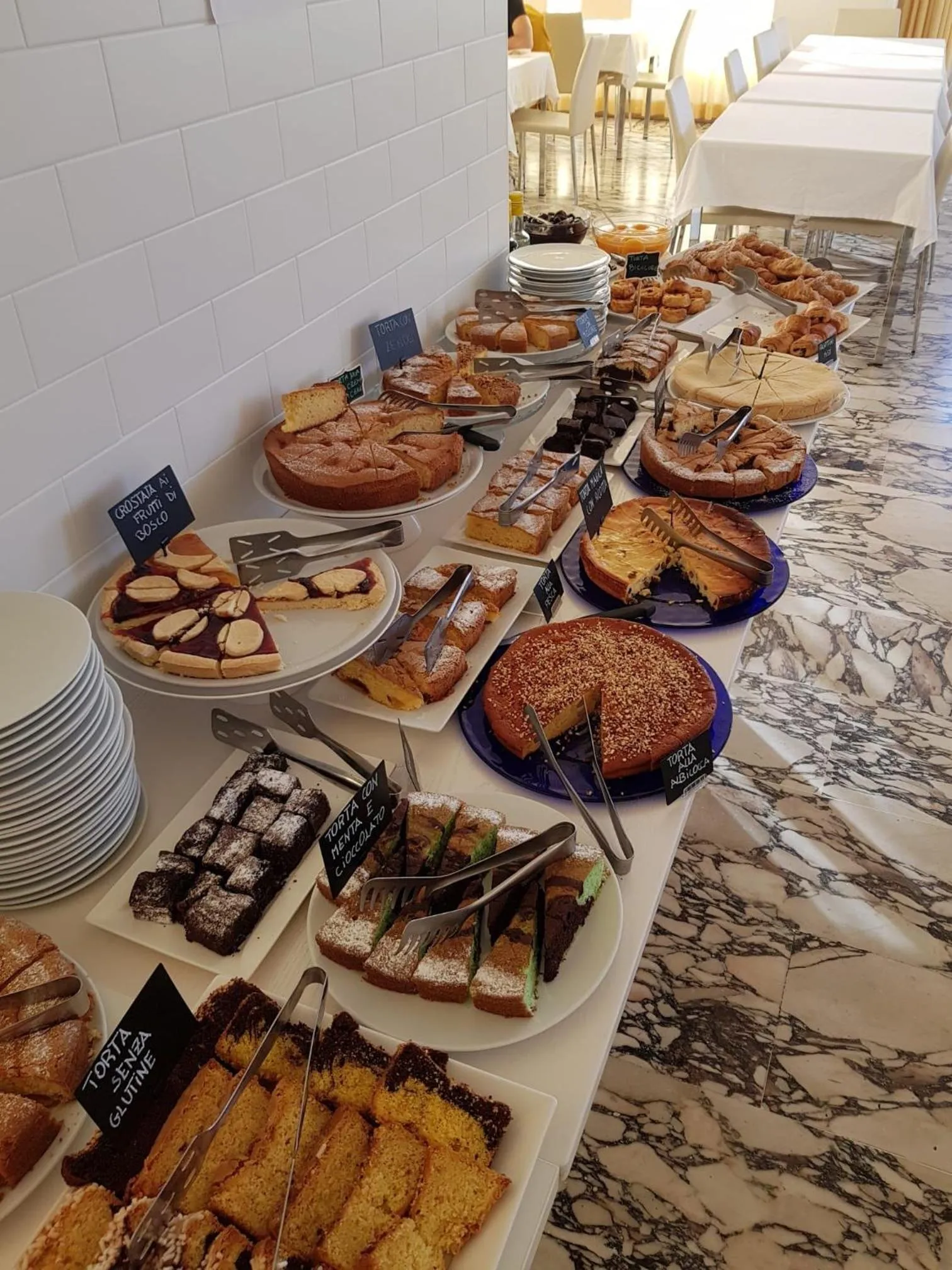 Breakfast in Hotel Metropol