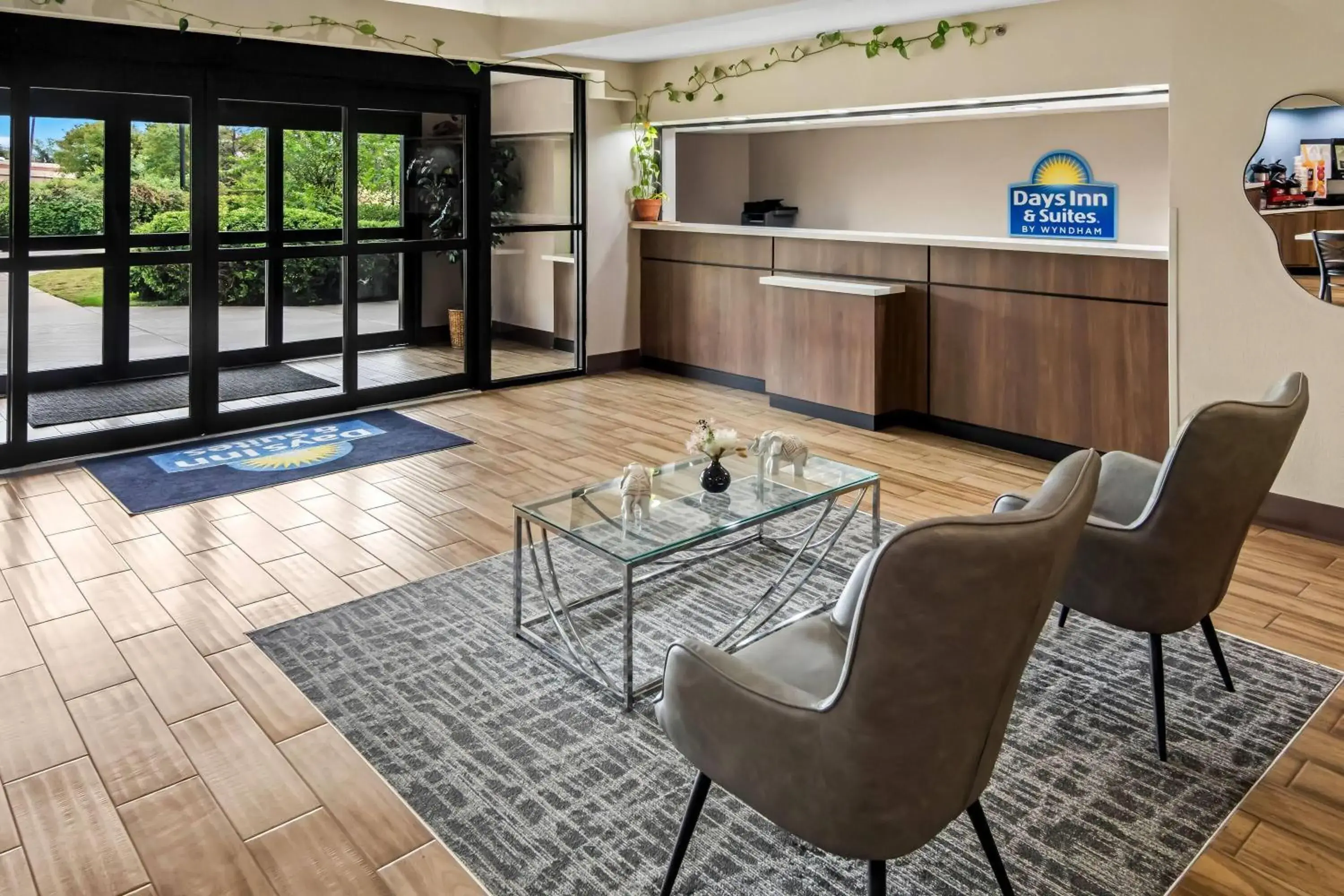 Lobby or reception in Days Inn & Suites by Wyndham DeSoto Lobby or reception in Days Inn & Suites by Wyndham DeSoto