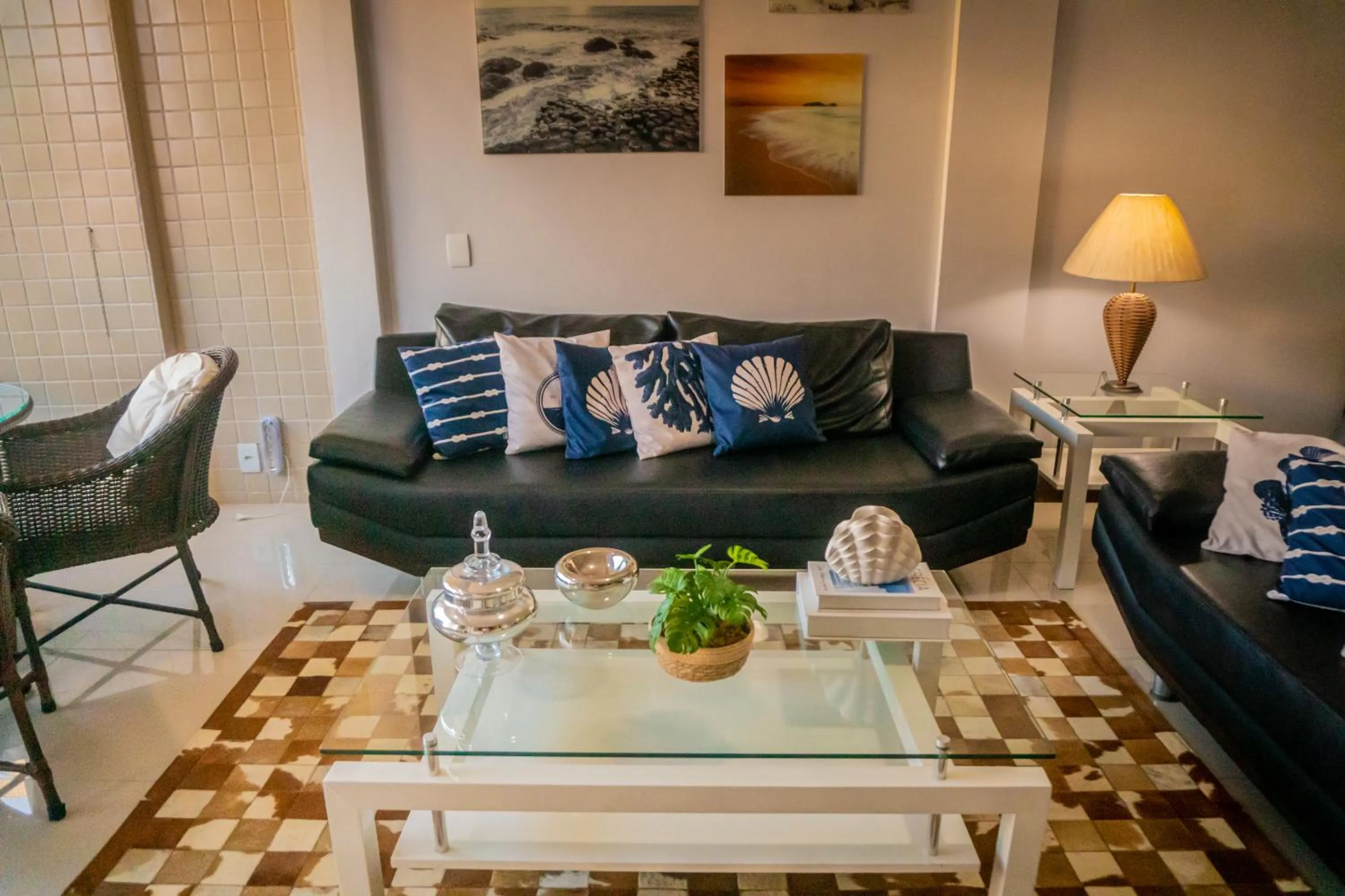 Living room in Maravilhoso Apto na Praia do Forte Wi-Fi 600 MB
