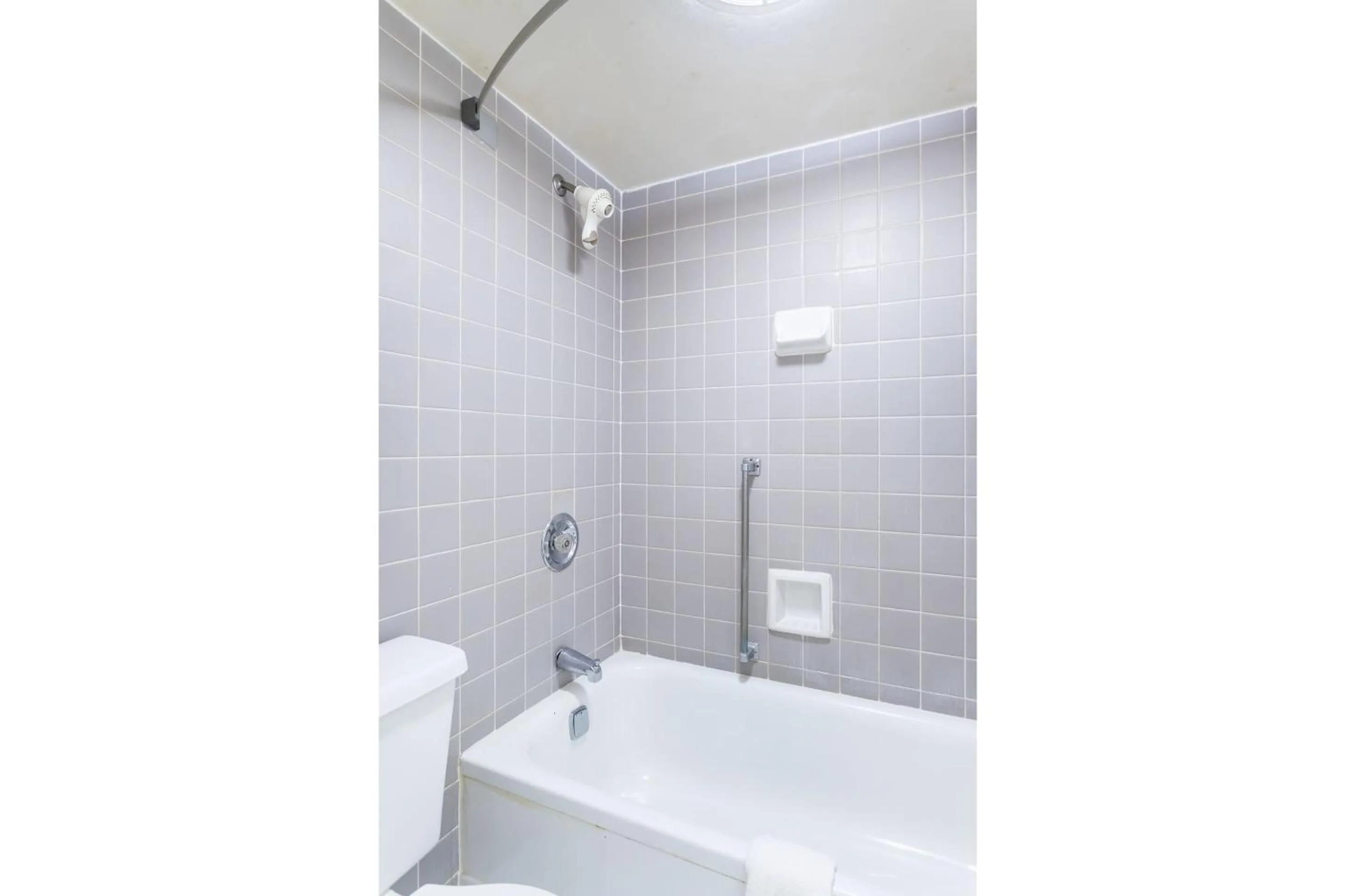 Bathroom in OYO Hotel Sumter SC Downtown